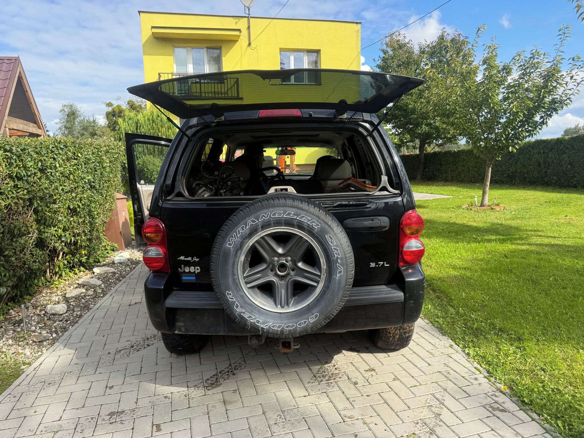 Jeep Liberty, 3,7 lpg 157 kw - fotka 4