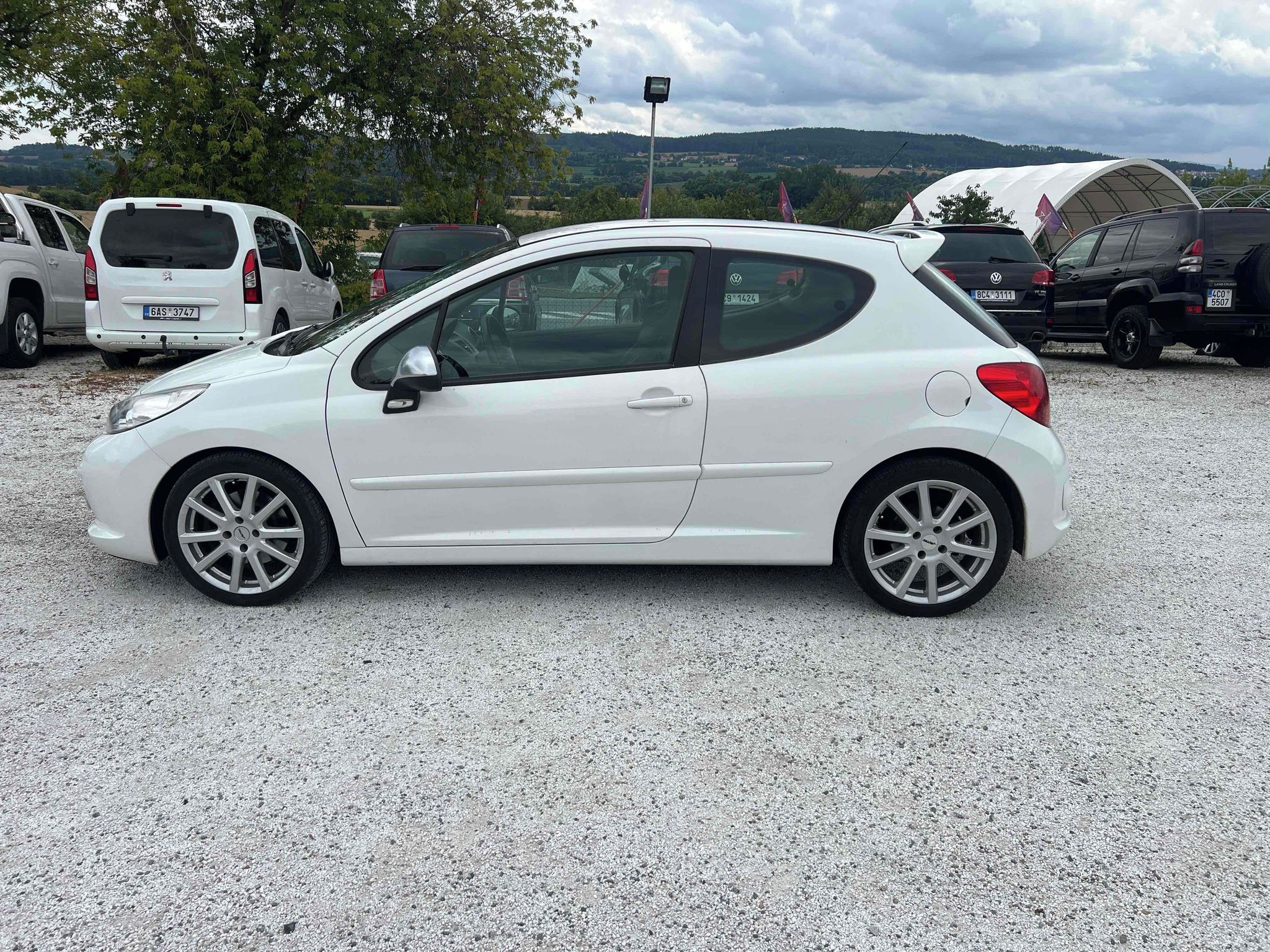 Peugeot 207, 1.6 16V 175k RC - fotka 4