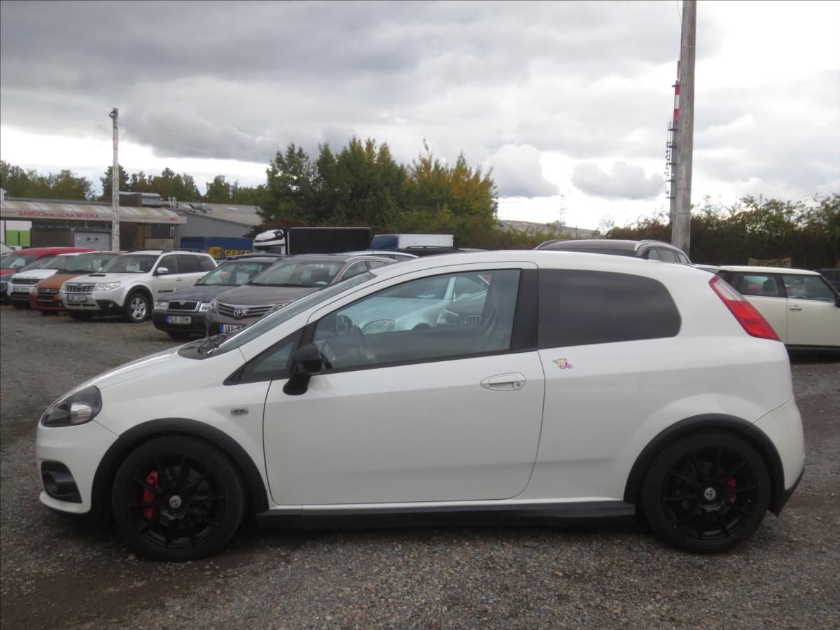 Fiat Grande Punto, 1,4   T 139kW Abarth orig. - fotka 6