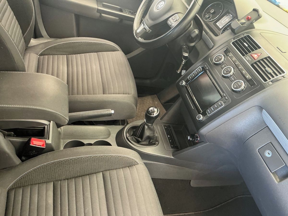 Volkswagen Touran, 2.0 Tdi CUP r2015 183tkm BUFÍK - fotka 3