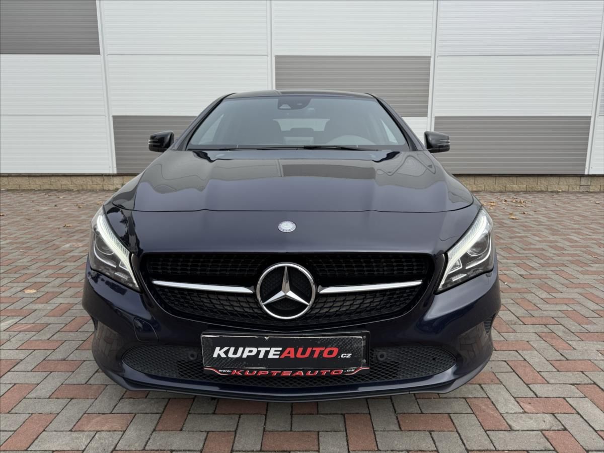 Mercedes-Benz CLA, 2,2 CDI  Shooting Brake 4Matic - fotka 2