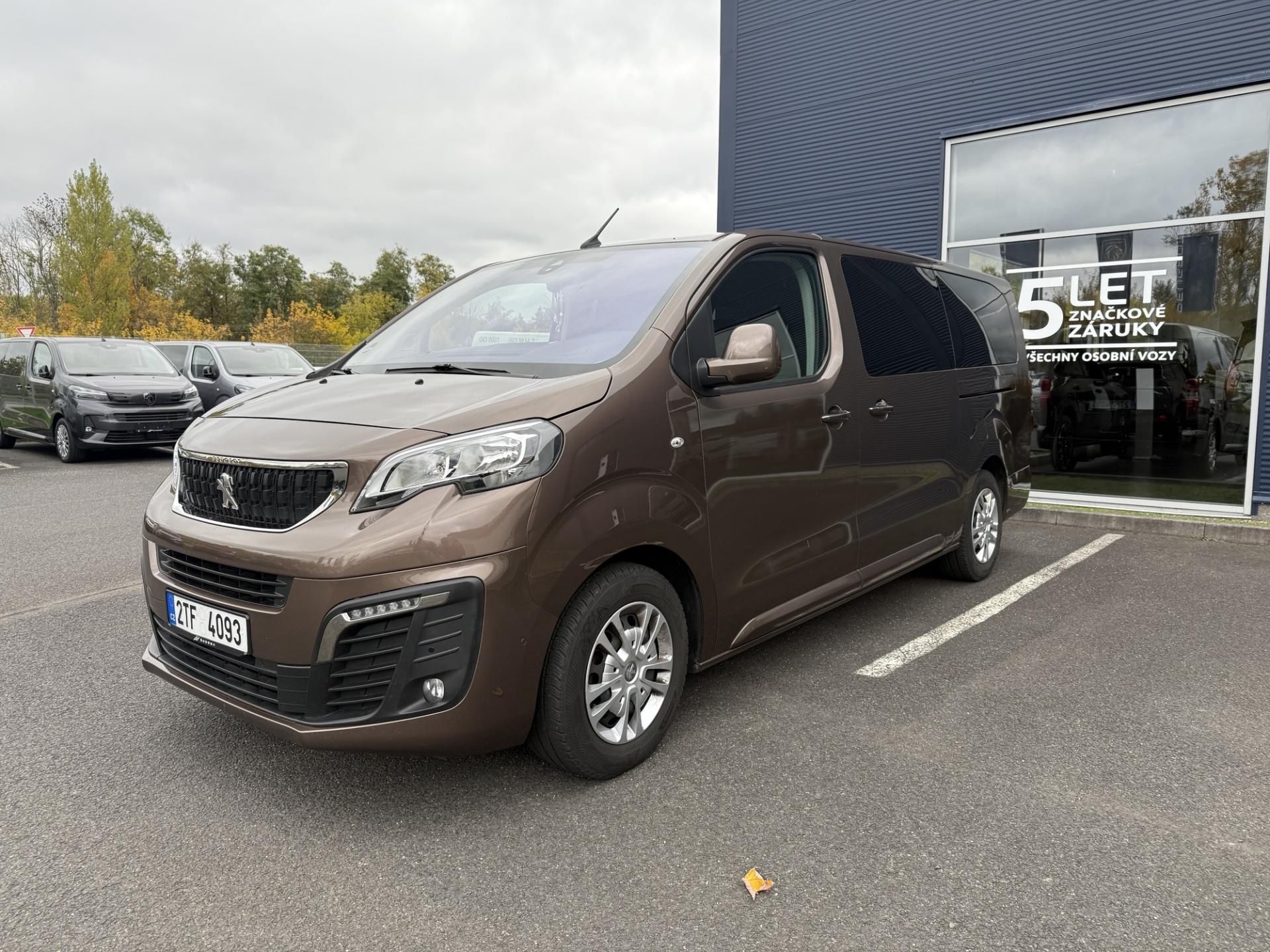 Peugeot Traveller, Business 2.0BHDi 150k MAN6 - fotka 3