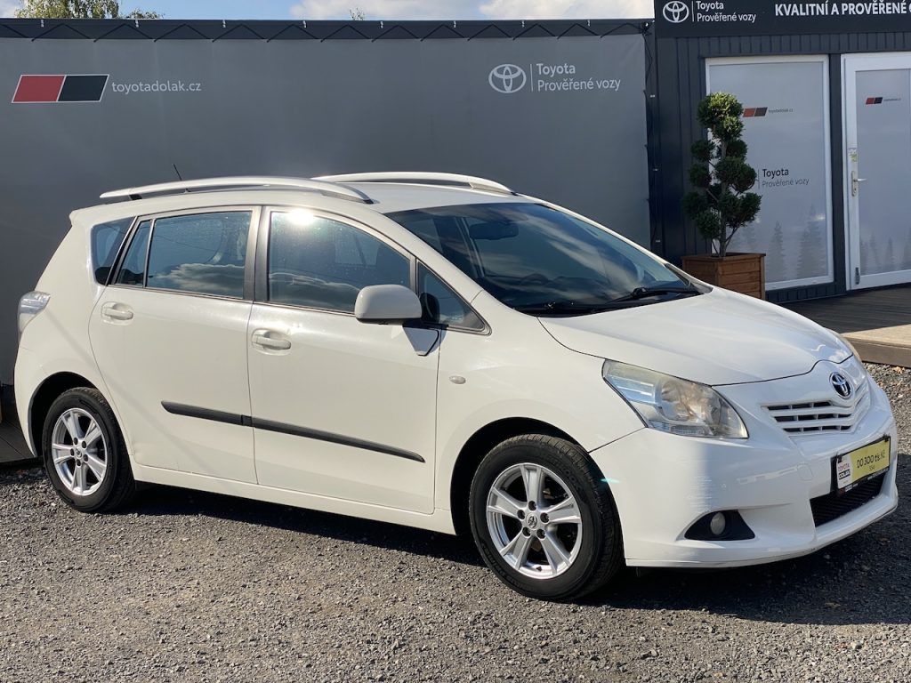 Toyota Verso, 2.0D-4D, ČR-2m, Tempomat