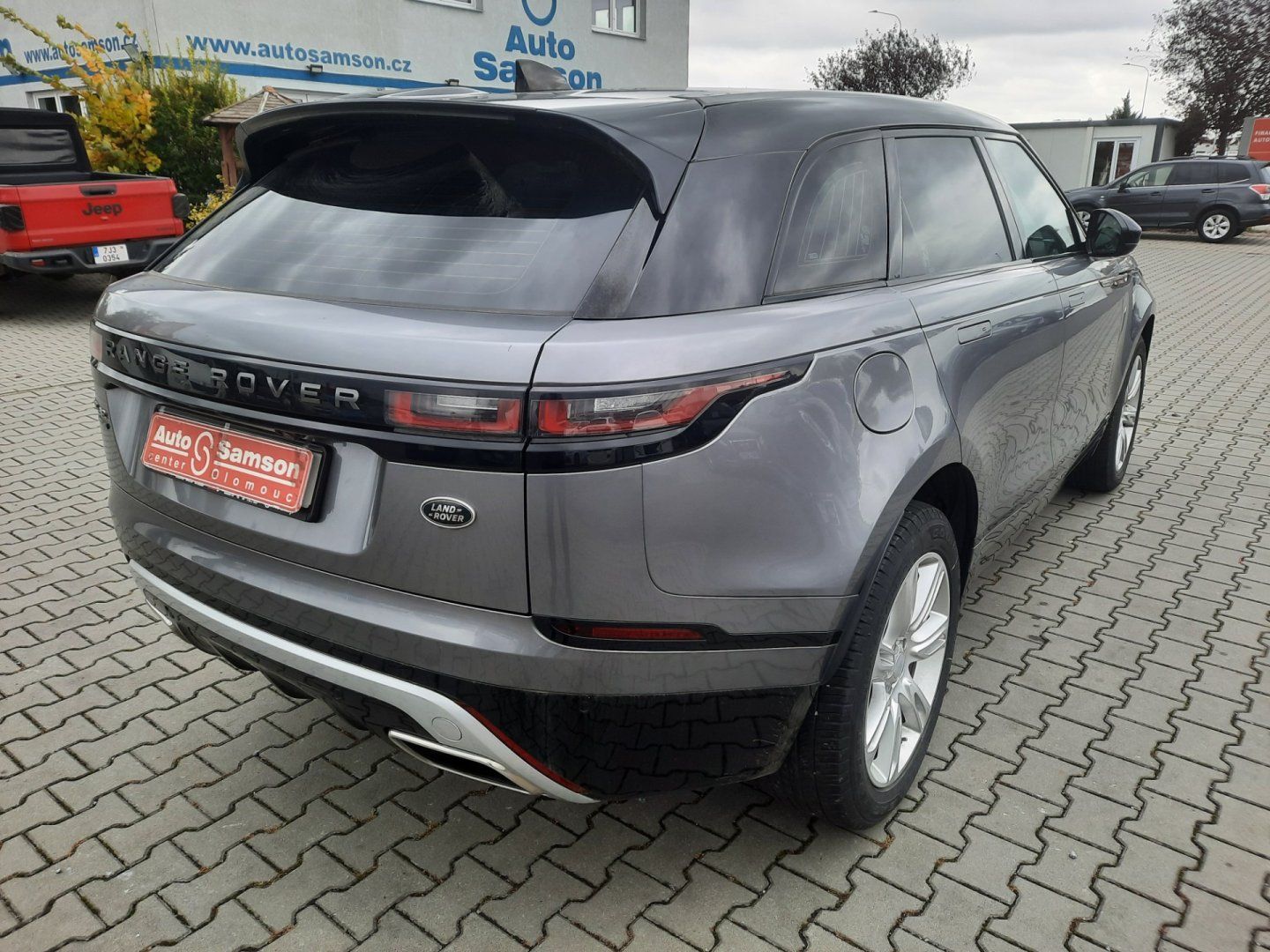 Land Rover Range Rover Velar, 3.0 275 S R Dynamic - fotka 5