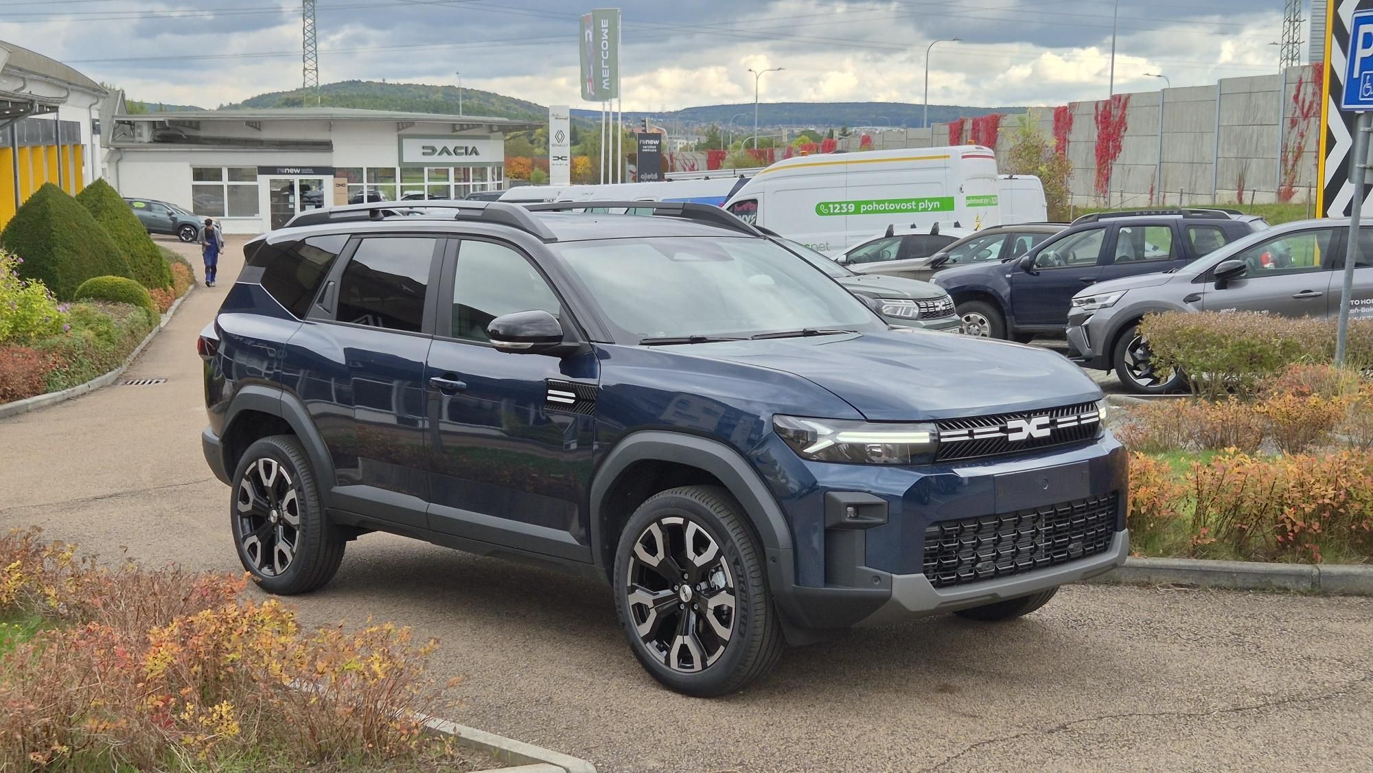 Dacia Bigster, Journey hybrid 155 - fotka 2