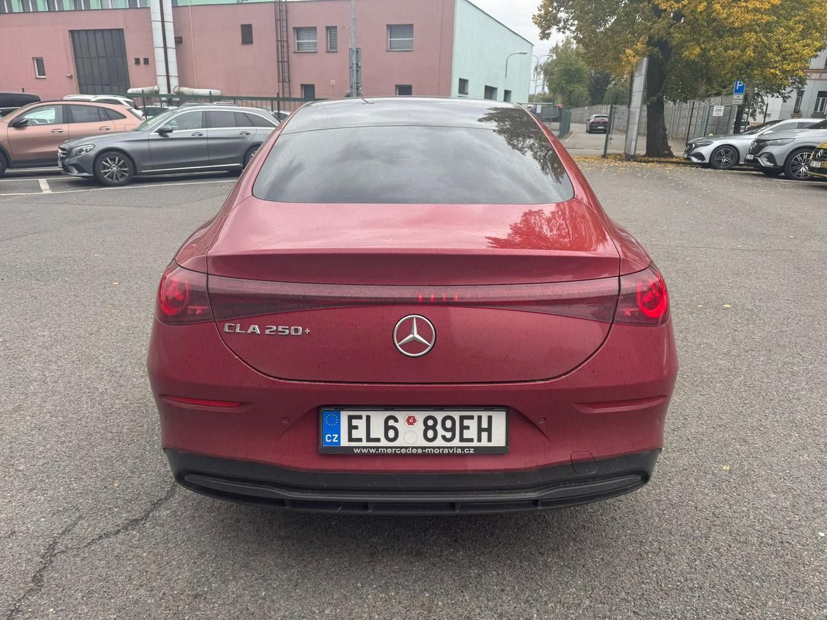 Mercedes-Benz CLA, 250+ EQ demo - fotka 6