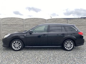 2.5i 165PS 4x4 AWD COMBI CENA!