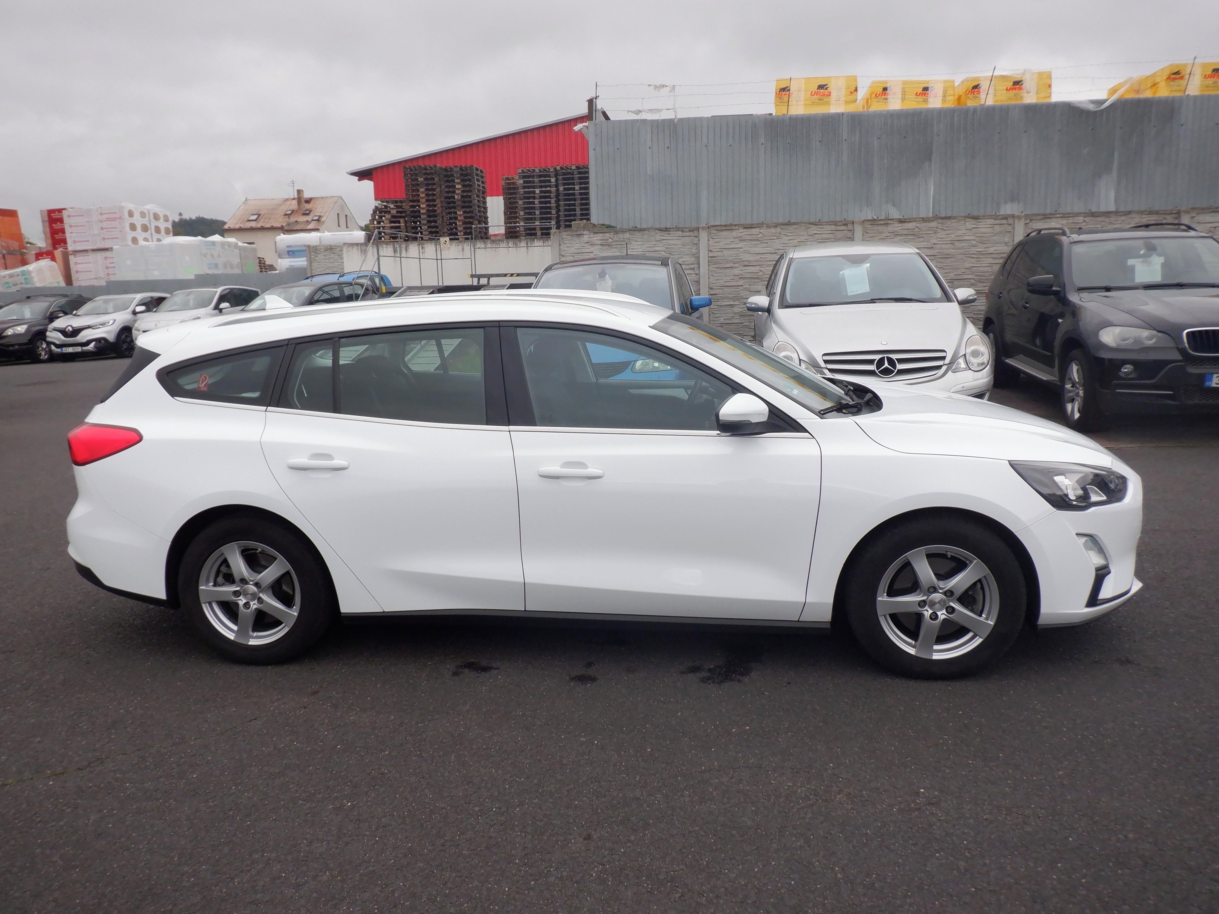 Ford Focus, 1.5 TDCi kombi - fotka 4
