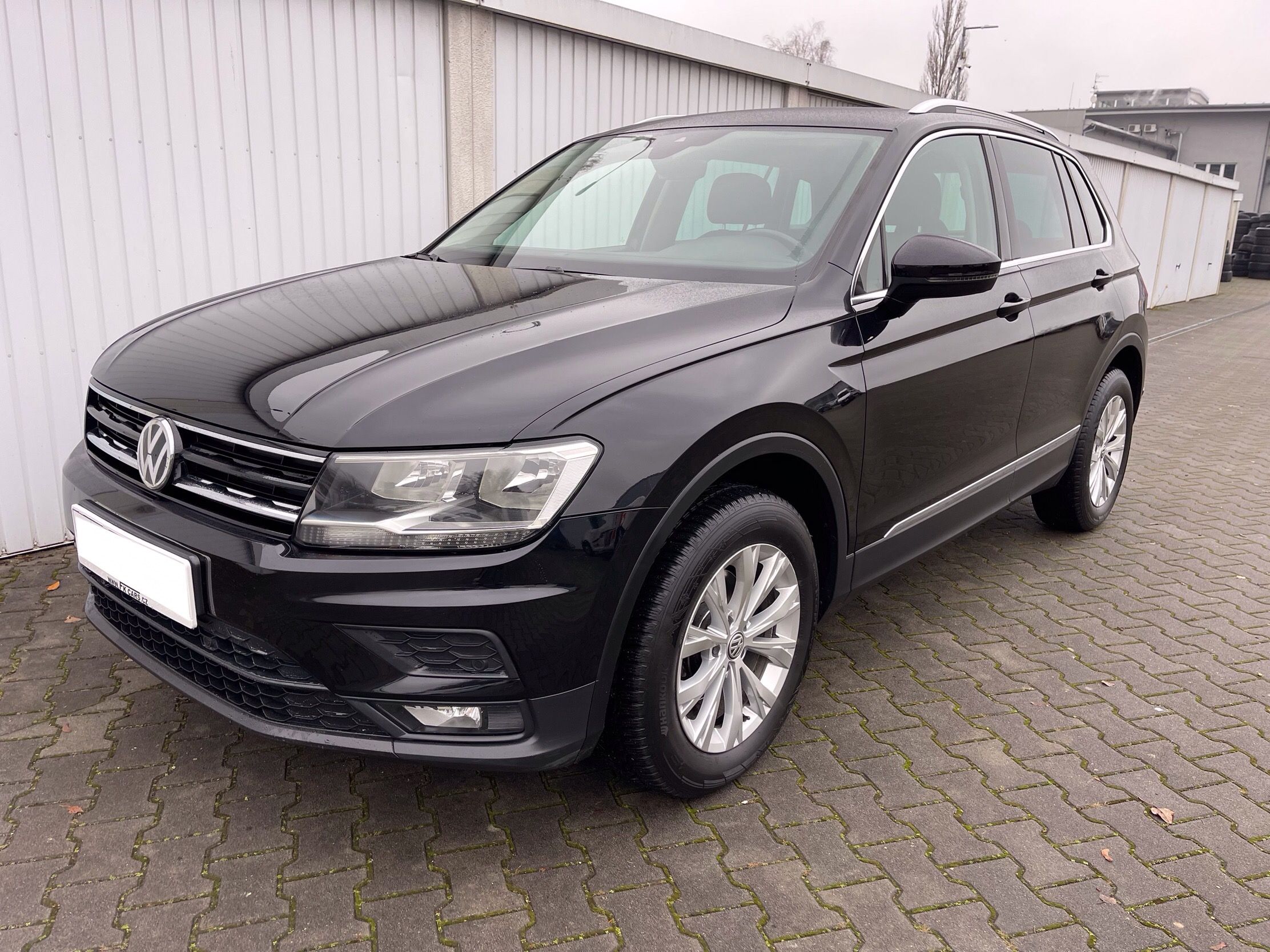 Volkswagen Tiguan, 2,0 TDI DSG 4x4 Top stav - fotka 2