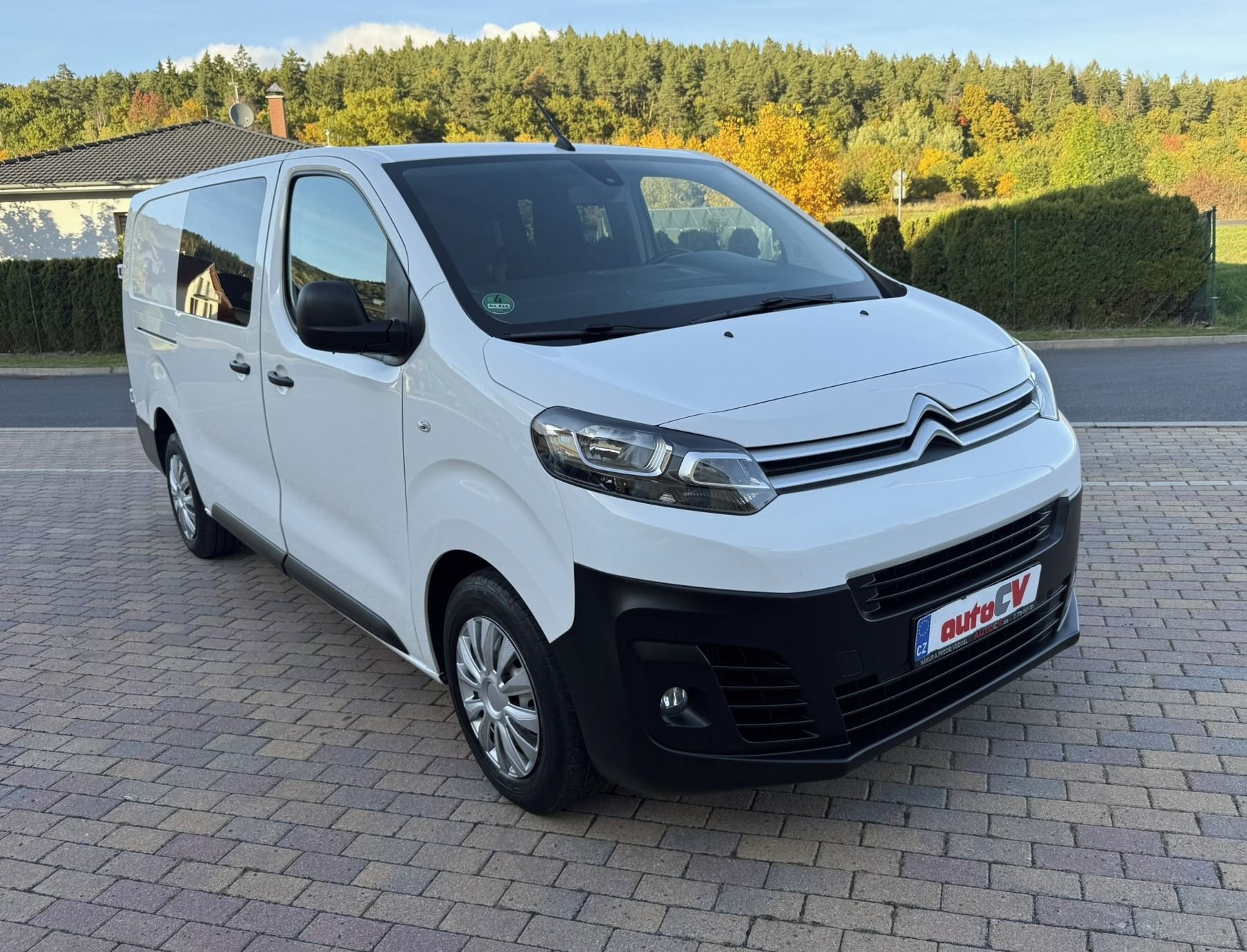 Citroën Jumpy, 2.0 HDI L3 DOKA 6 MÍST - fotka 5