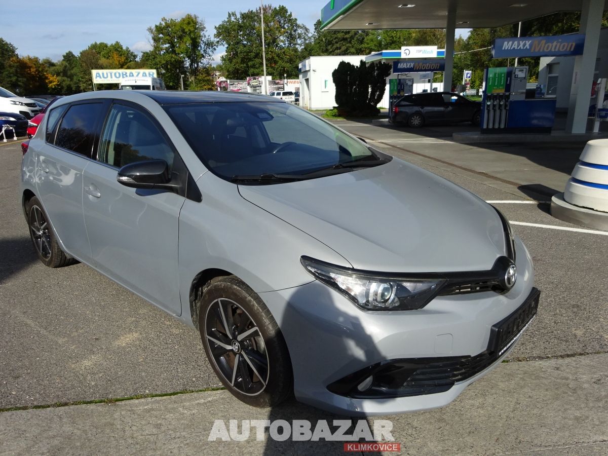 Toyota Auris, 1,2 i, 85kW, GARANCE KM - fotka 3