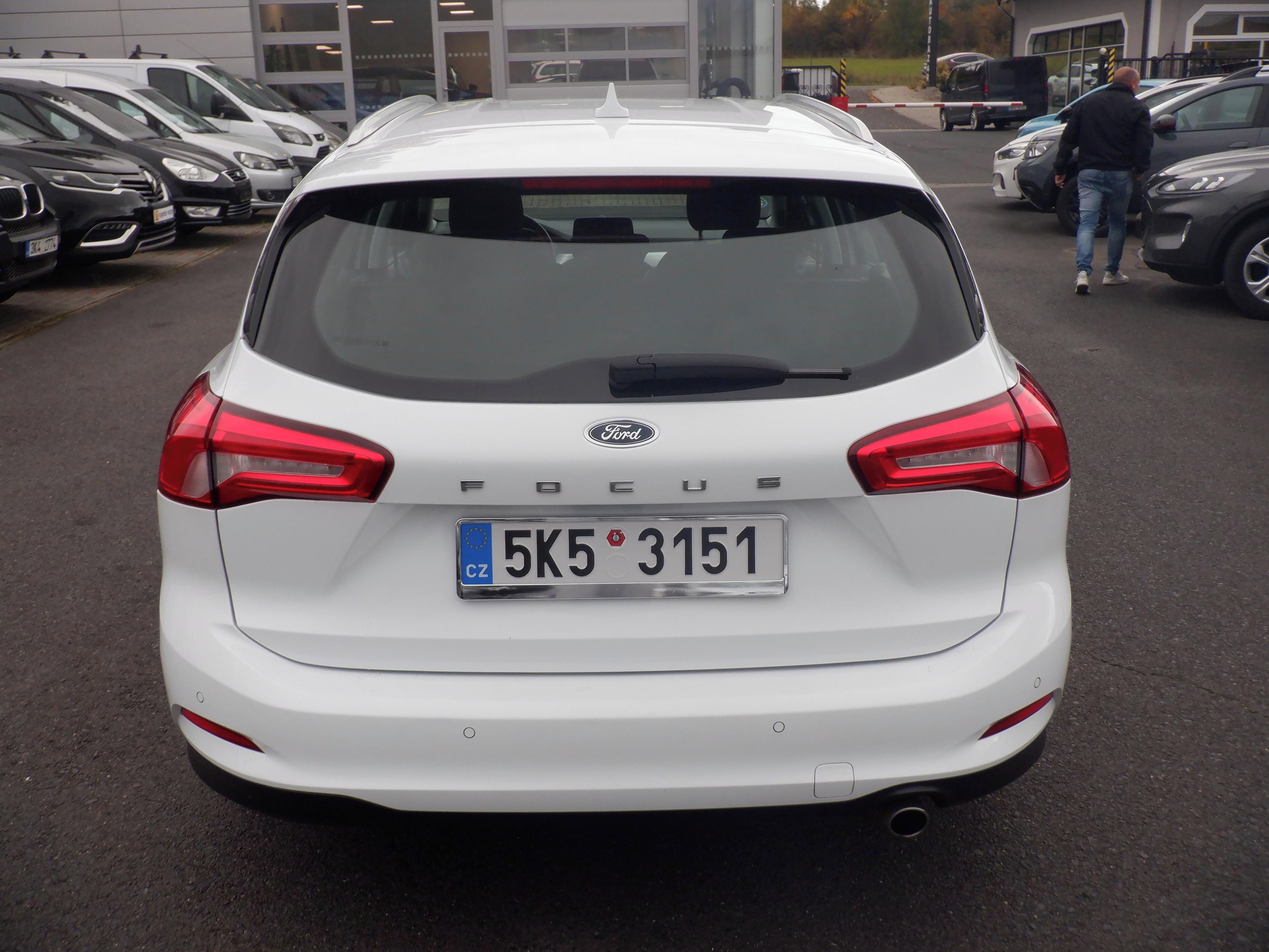 Ford Focus, 1.5 TDCi kombi - fotka 6