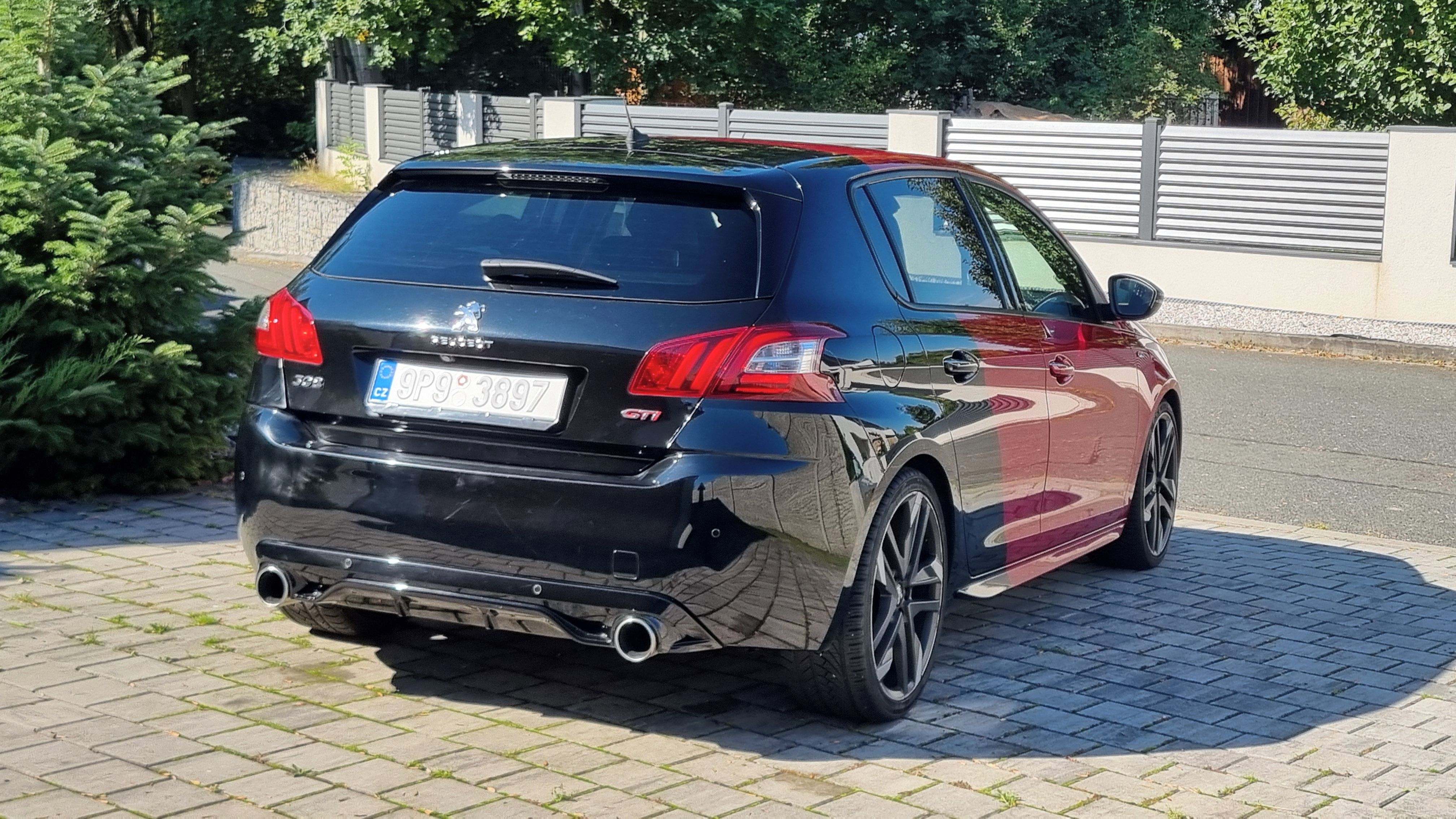 Peugeot 308, GTI RED/BLACK EDITION - fotka 4