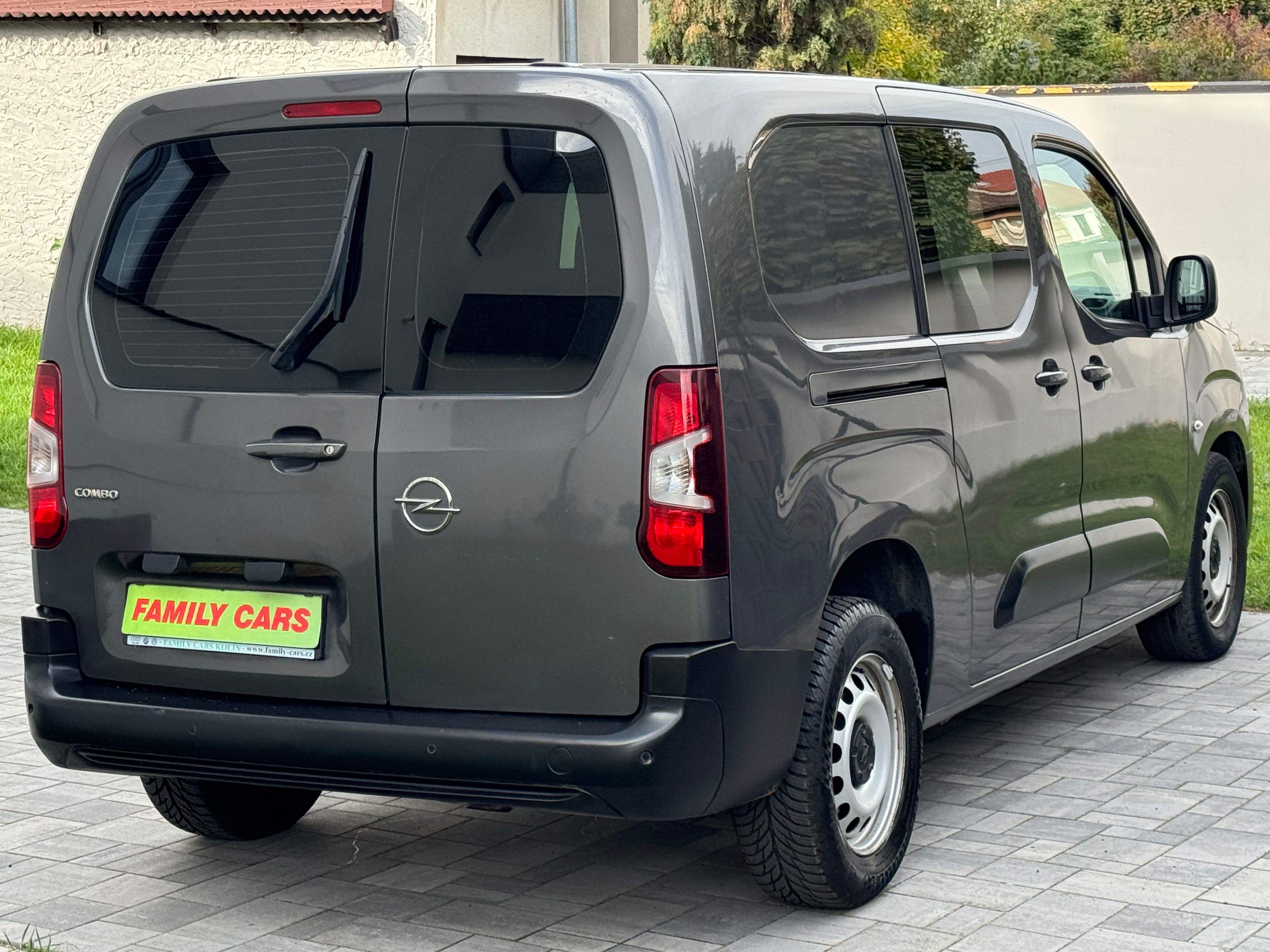 Opel Combo, 1.5,L2,AUTOMAT,5MÍST,NAVI - fotka 6