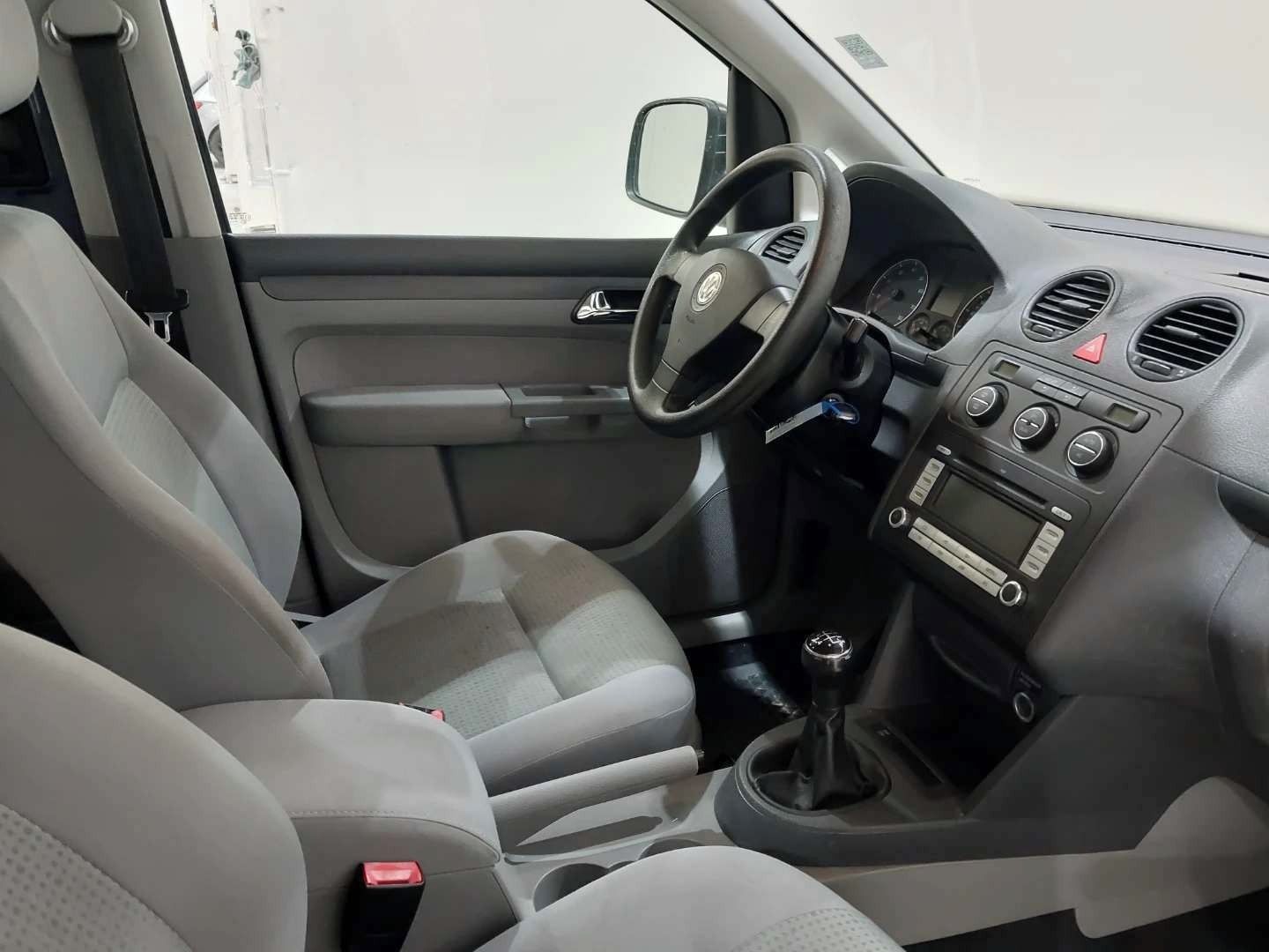 Volkswagen Caddy, LIFE 1.6 Mpi 75KW 147tkm 2009 - fotka 4