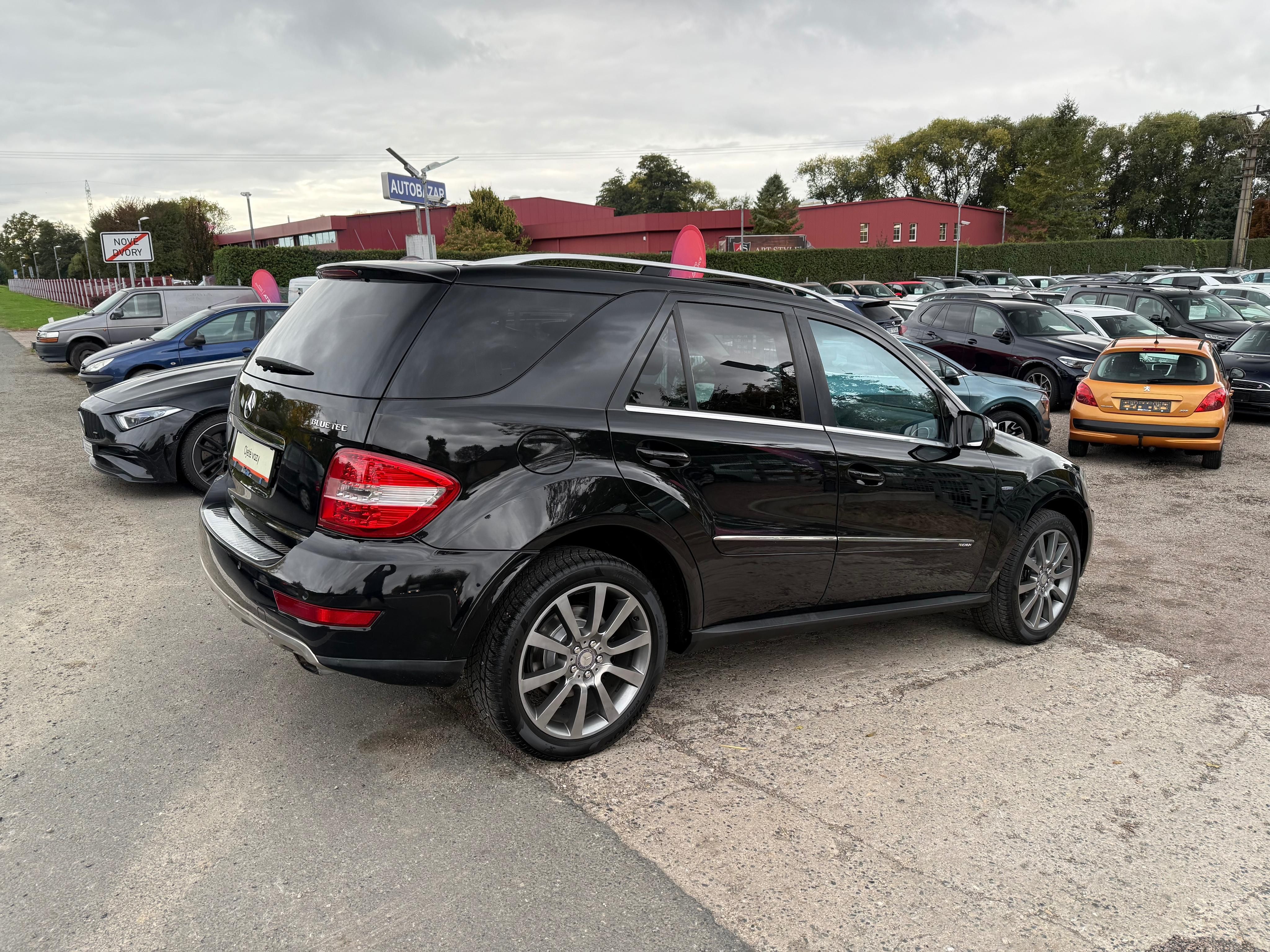 Mercedes-Benz ML, 350CDI 4Matic Premium - fotka 5