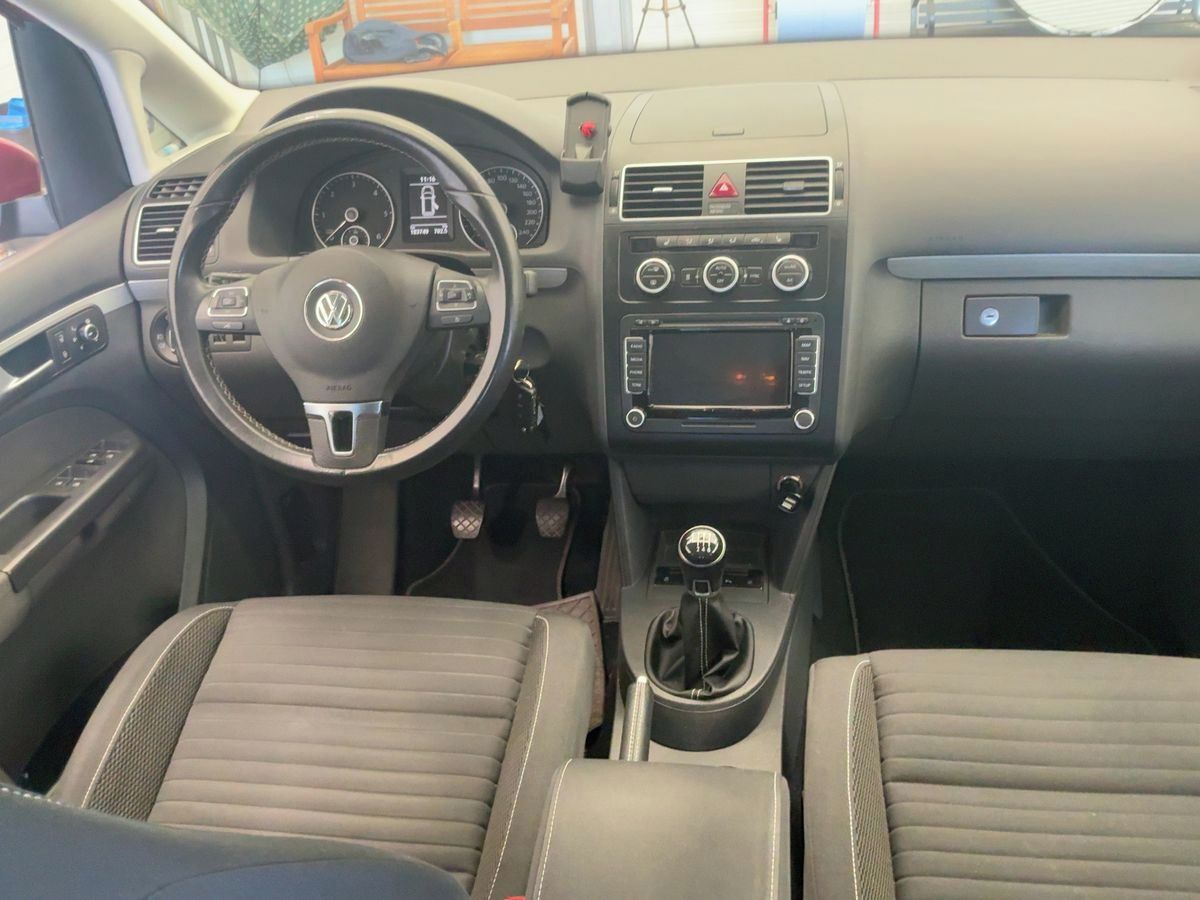 Volkswagen Touran, 2.0 Tdi CUP r2015 183tkm BUFÍK - fotka 2