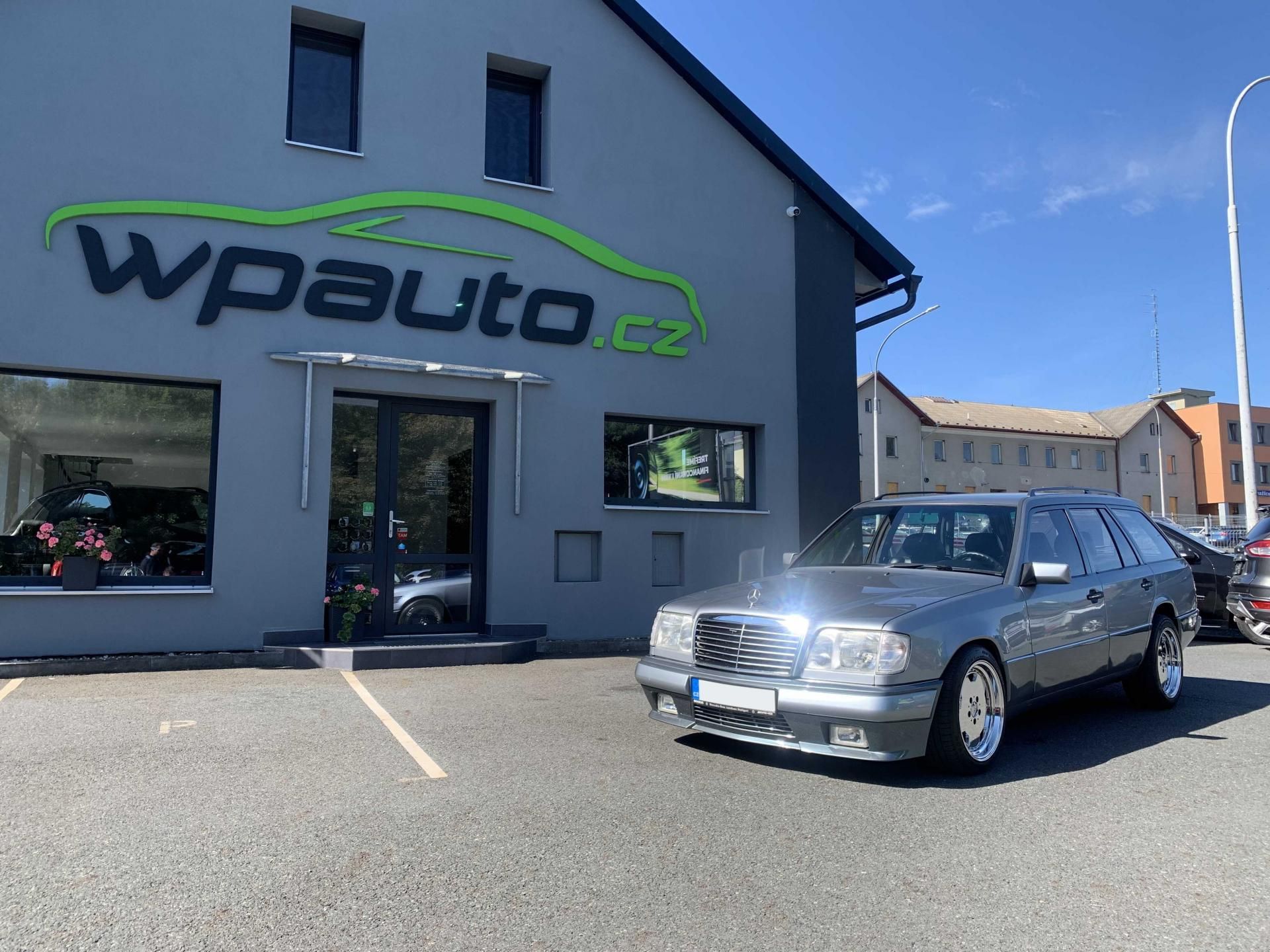 Mercedes-Benz 124, TOURING 300 DIESEL 136 PS