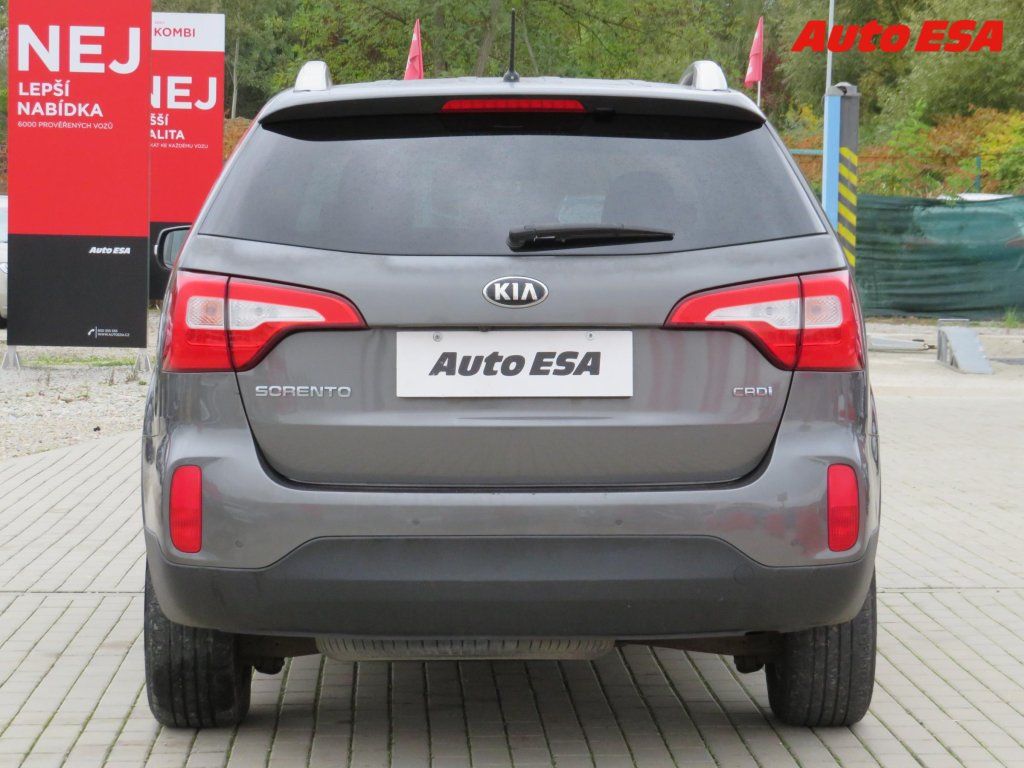 Kia Sorento, 2.2CRDi,2.maj,ČR,AT - fotka 5