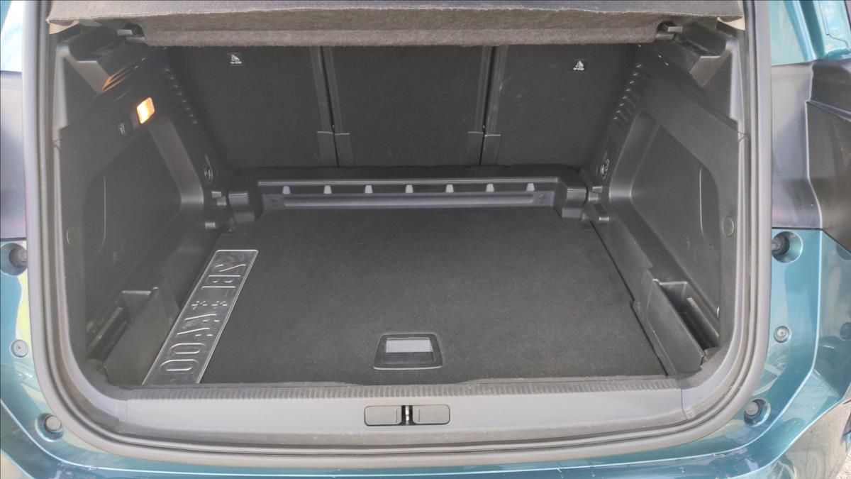 Citroën C5 Aircross, 1,5   Feel BHDi EAT8 ČR - fotka 6