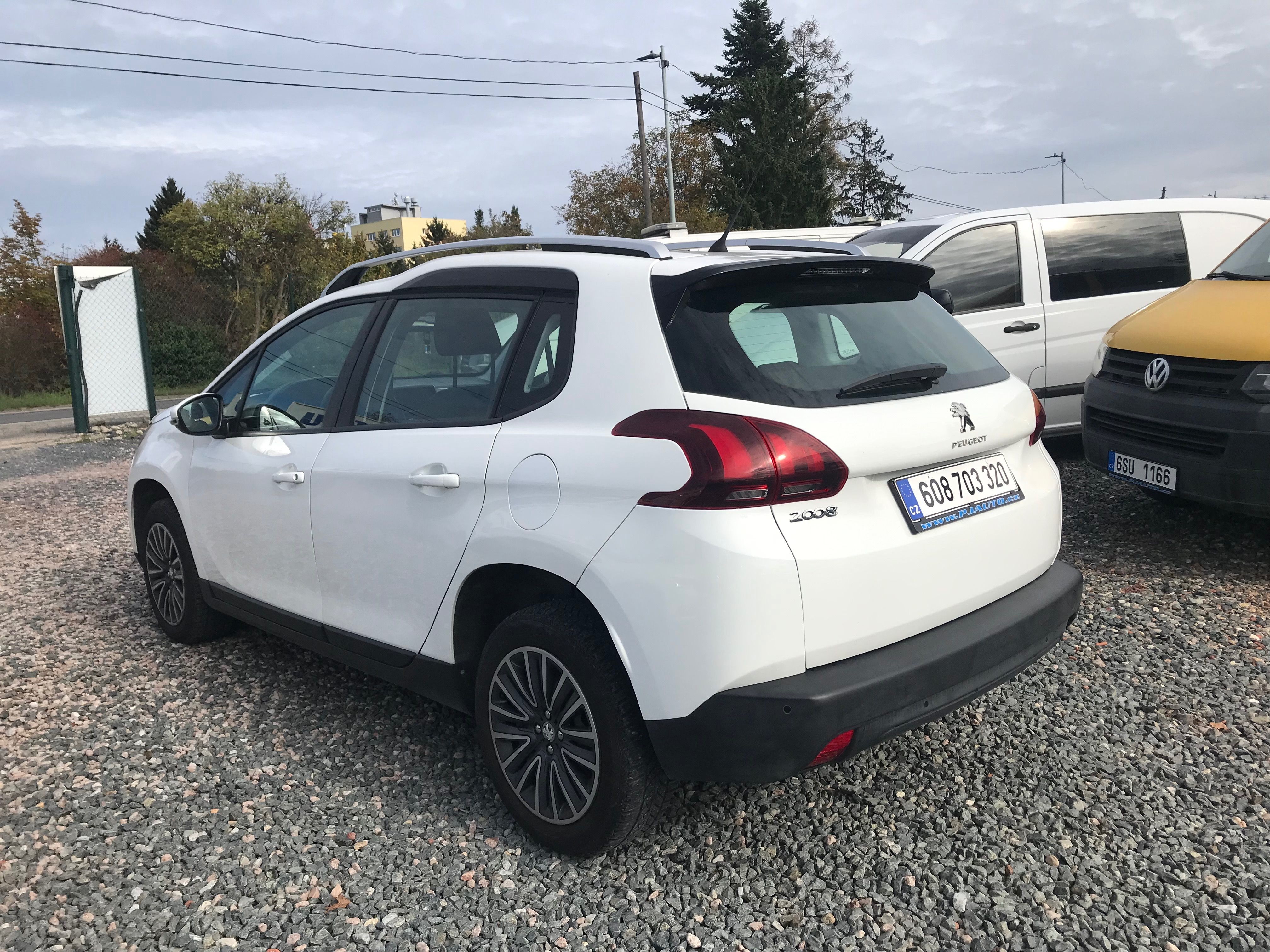 Peugeot 2008, 1.6 HDI 73 KW 1.MAJ.ČR.DPH... - fotka 6
