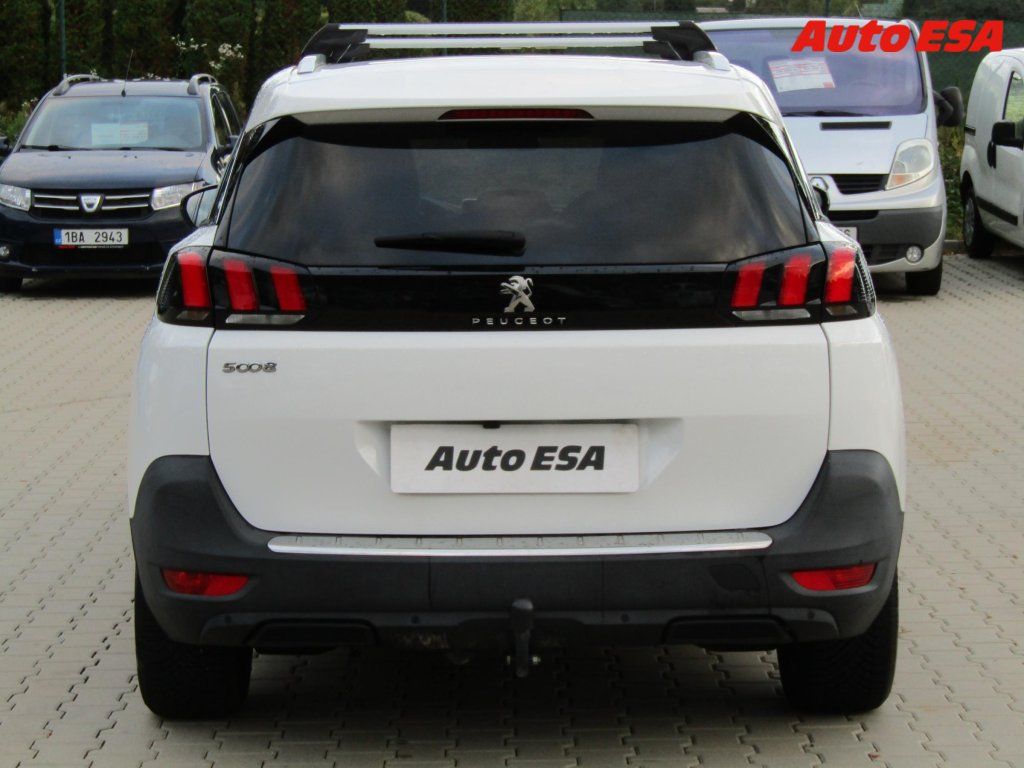 Peugeot 5008, 1.2 PT 7míst,Allure,AT - fotka 5