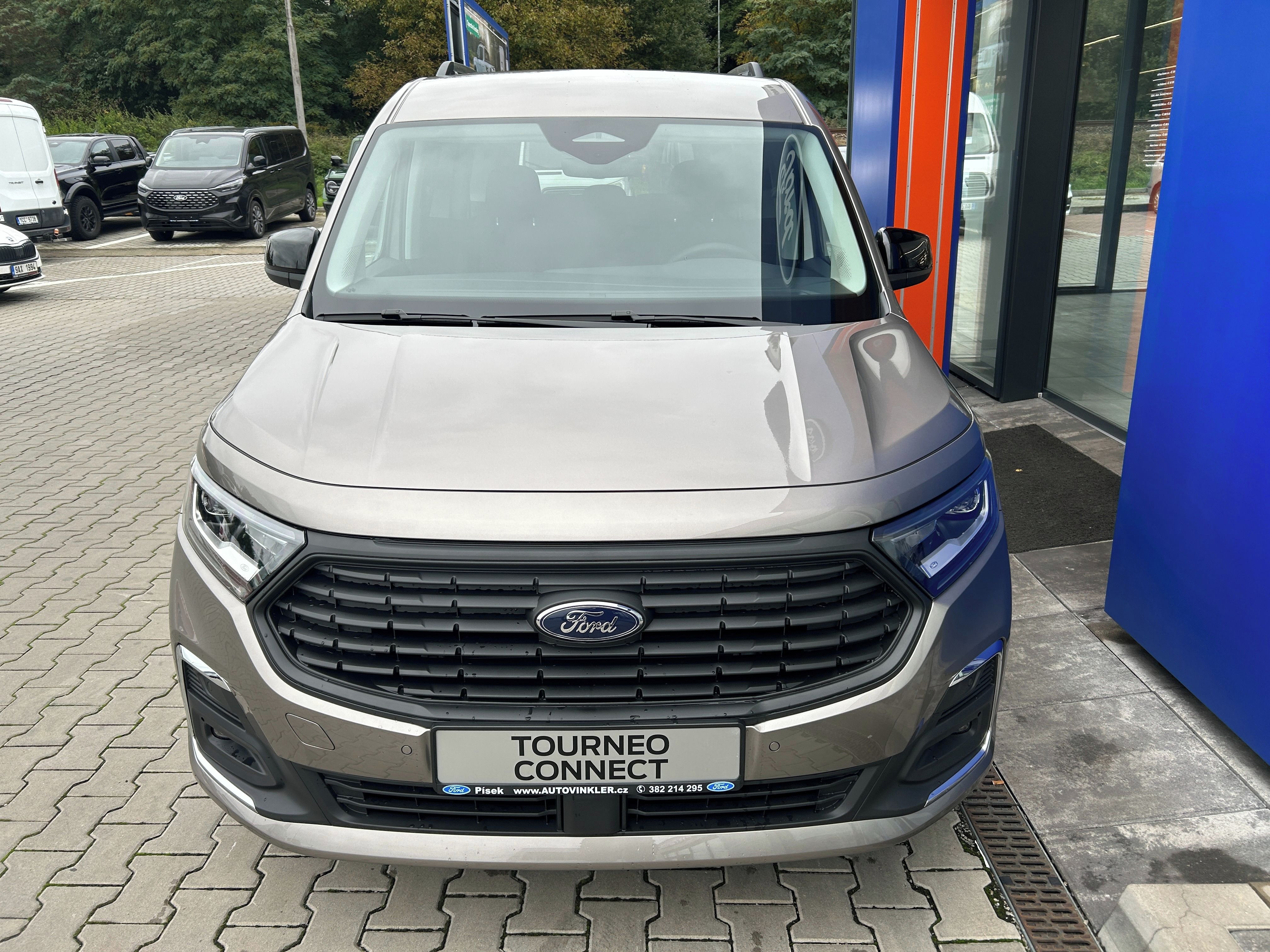 Ford Tourneo Connect, TITANIUM 2.0 Ecoblue 90kW AT - fotka 2