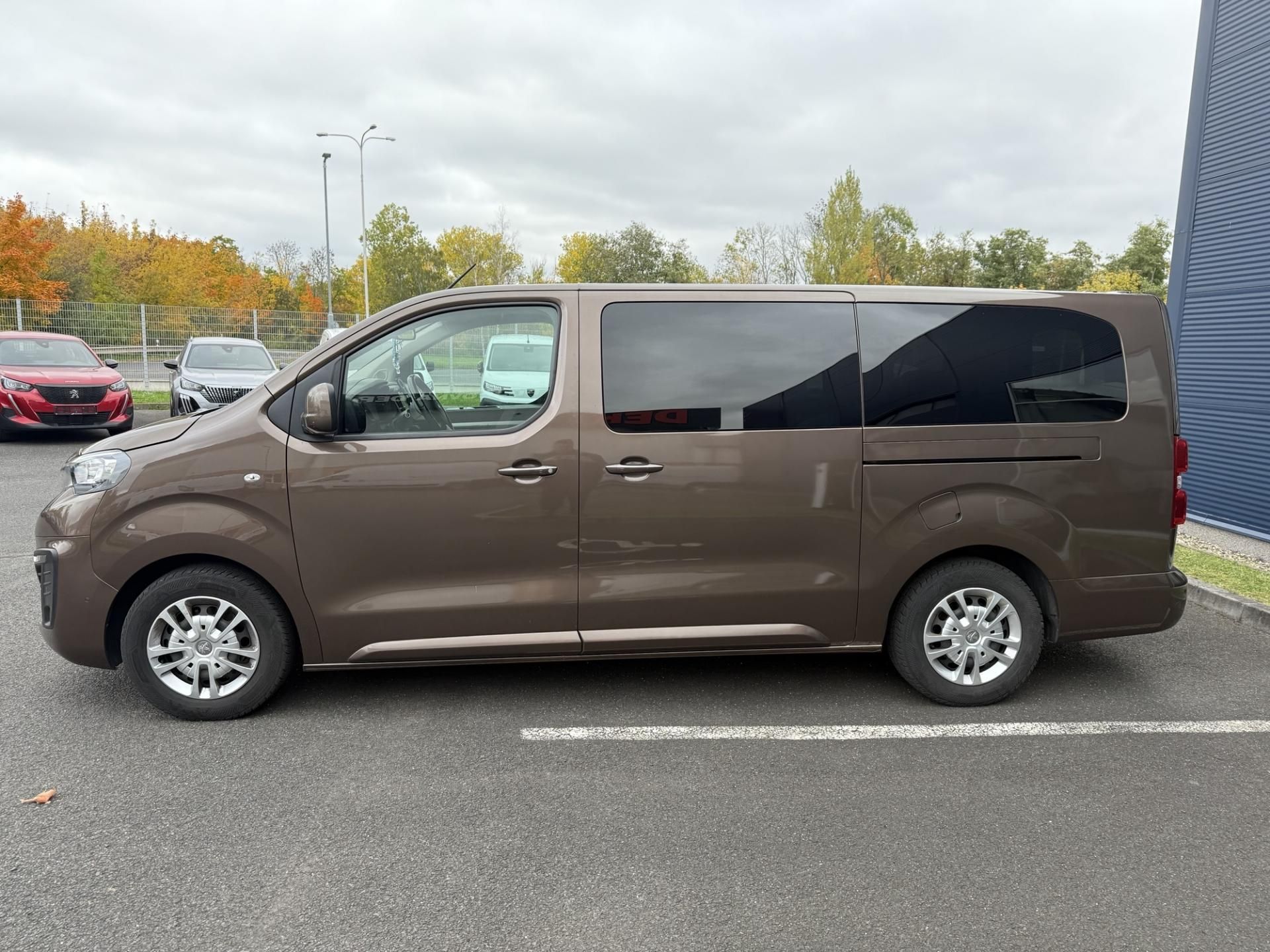 Peugeot Traveller, Business 2.0BHDi 150k MAN6 - fotka 4