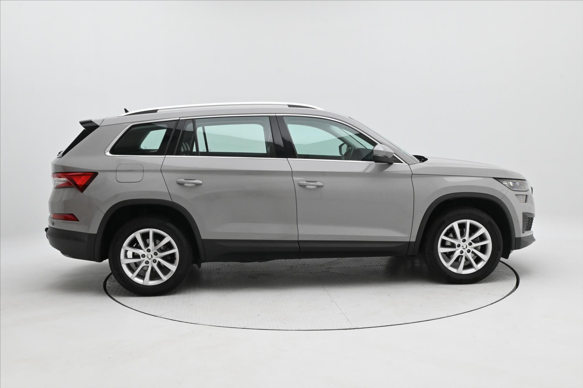 Škoda Kodiaq, 1,5 TSI 110 kW Business Editio - fotka 4