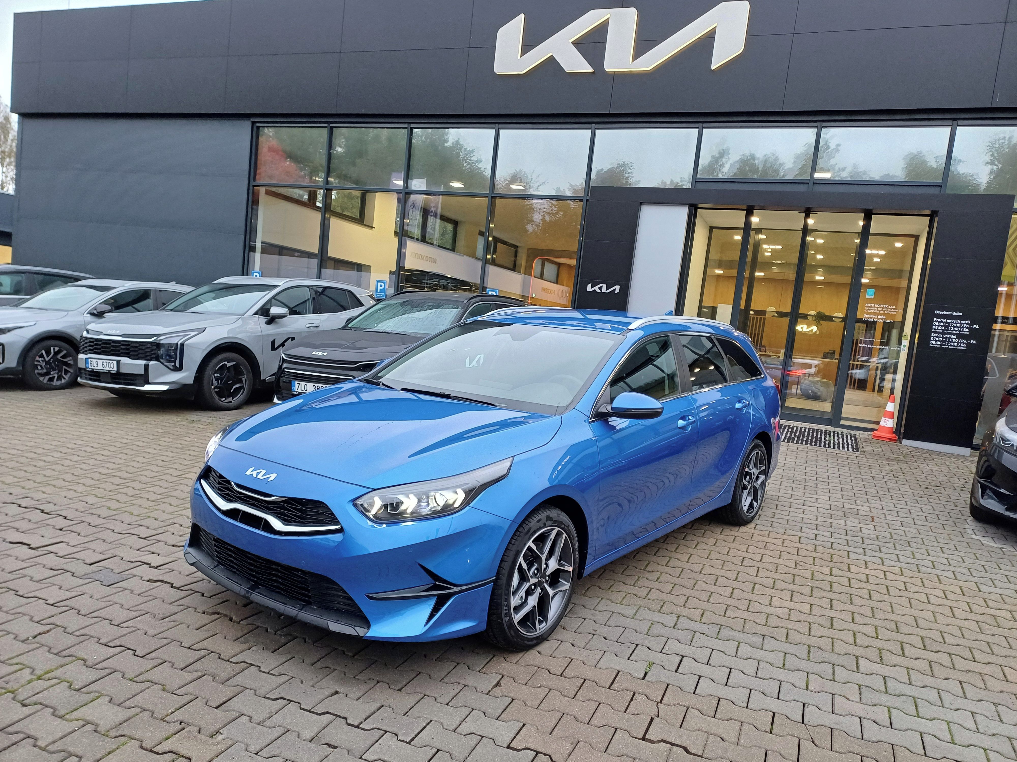 Kia Cee´d, SW 1,5 T-GDI TOP + Business