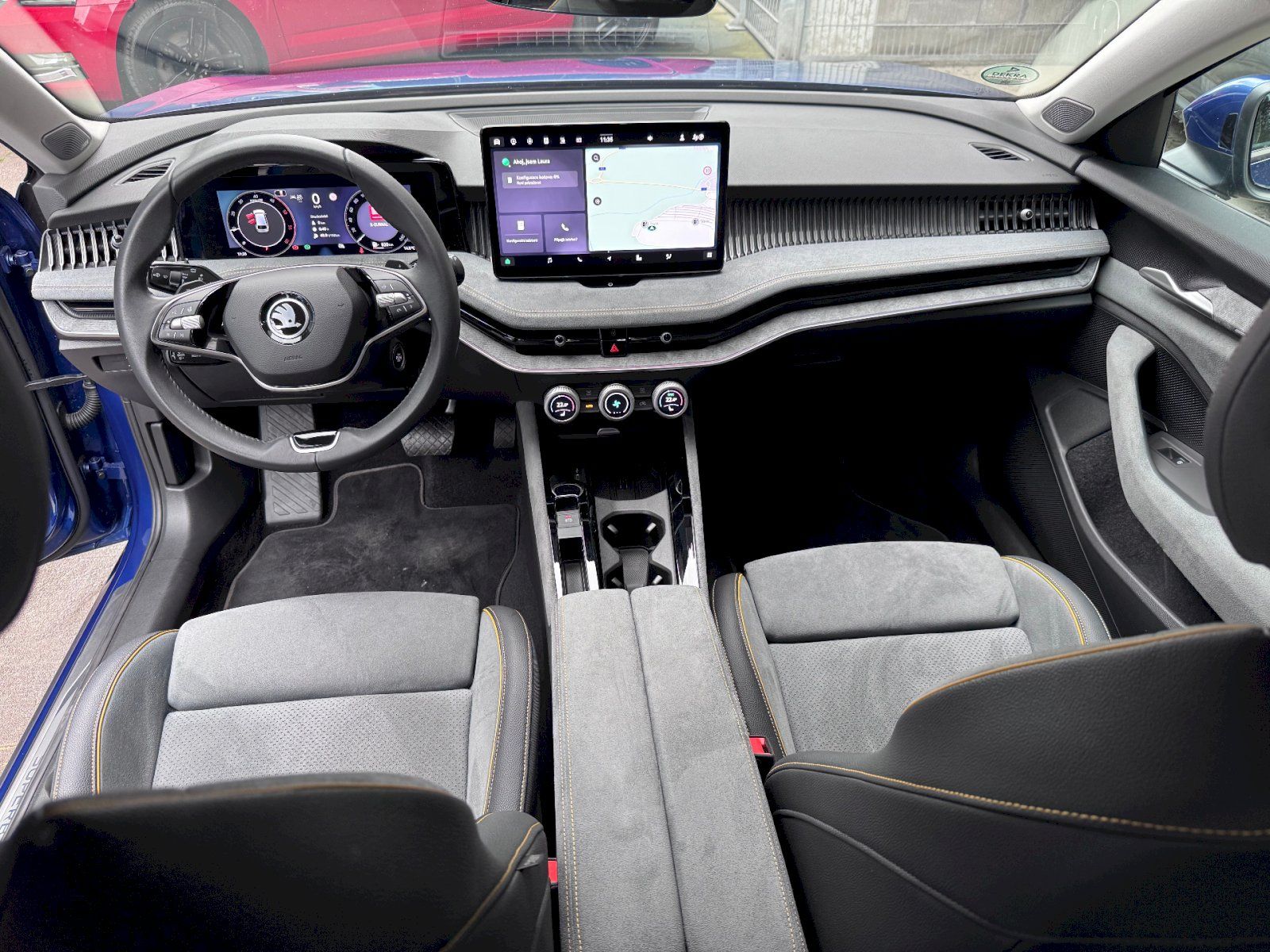 Škoda Superb, Combi DSG 2.0 TDI 110 kW Selec - fotka 5