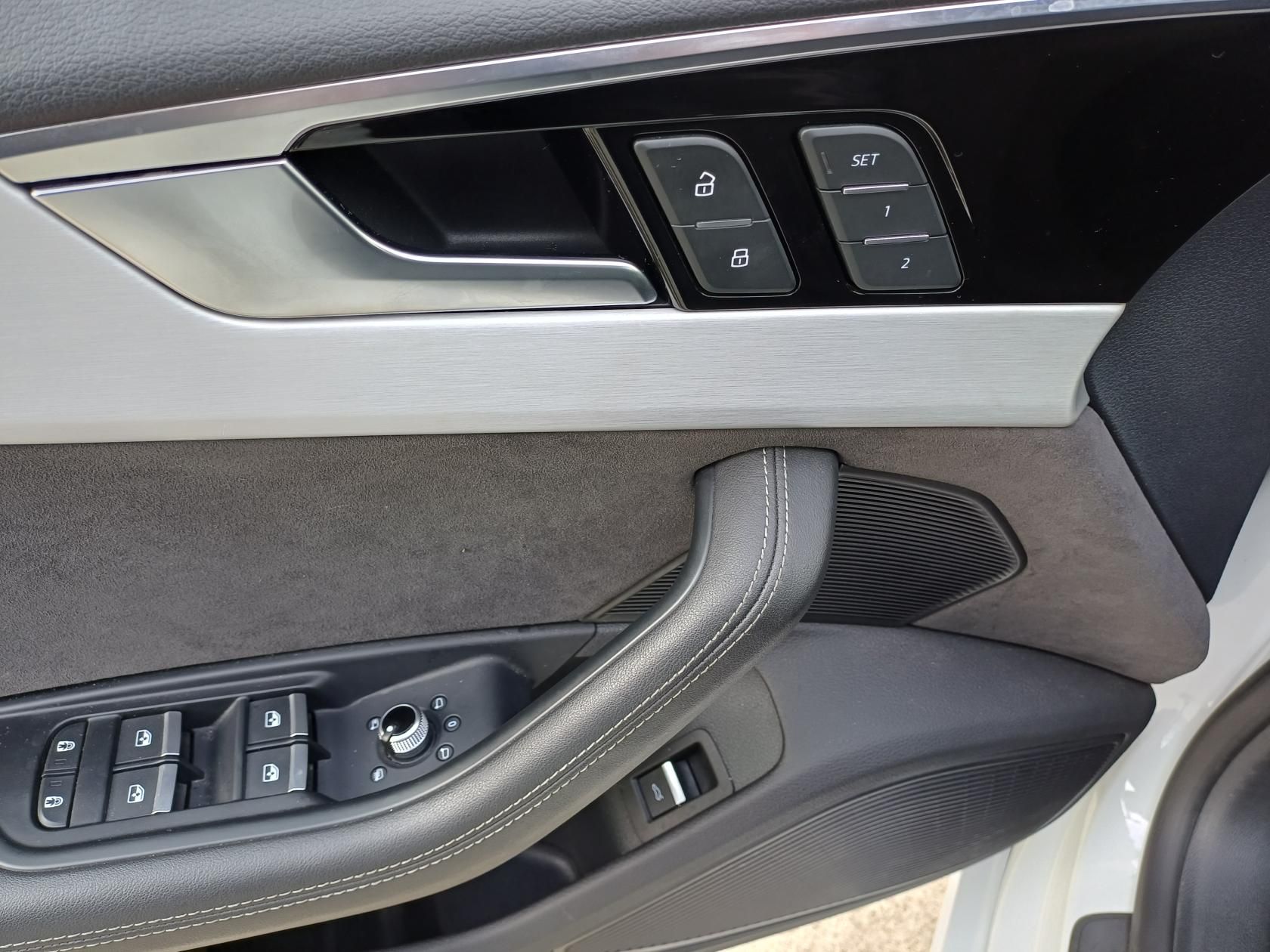 Audi S5, Laser,Alcantara,pamět,Top stav - fotka 6