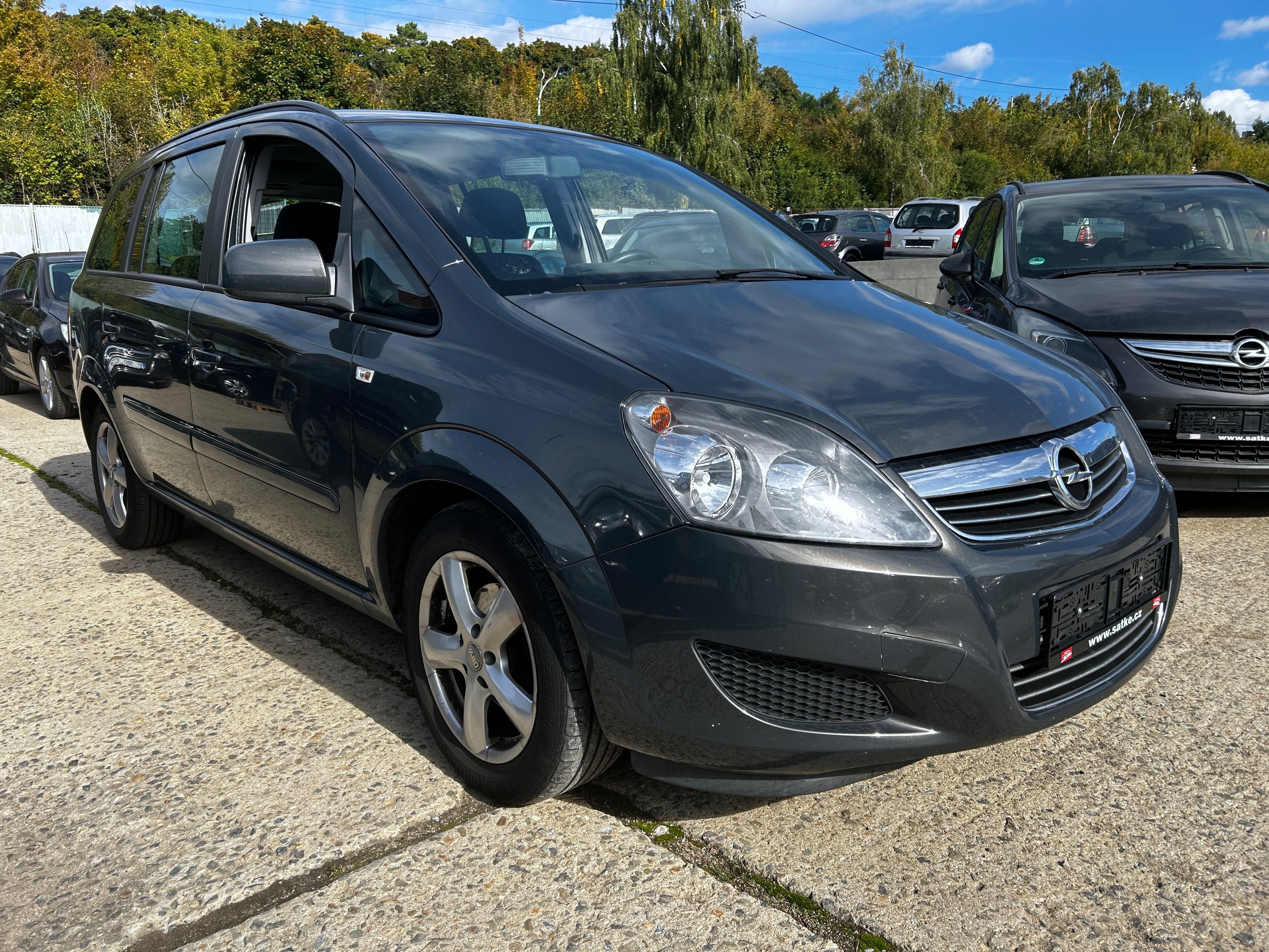 Opel Zafira, B 1,8 103 kW, 7 míst - fotka 3
