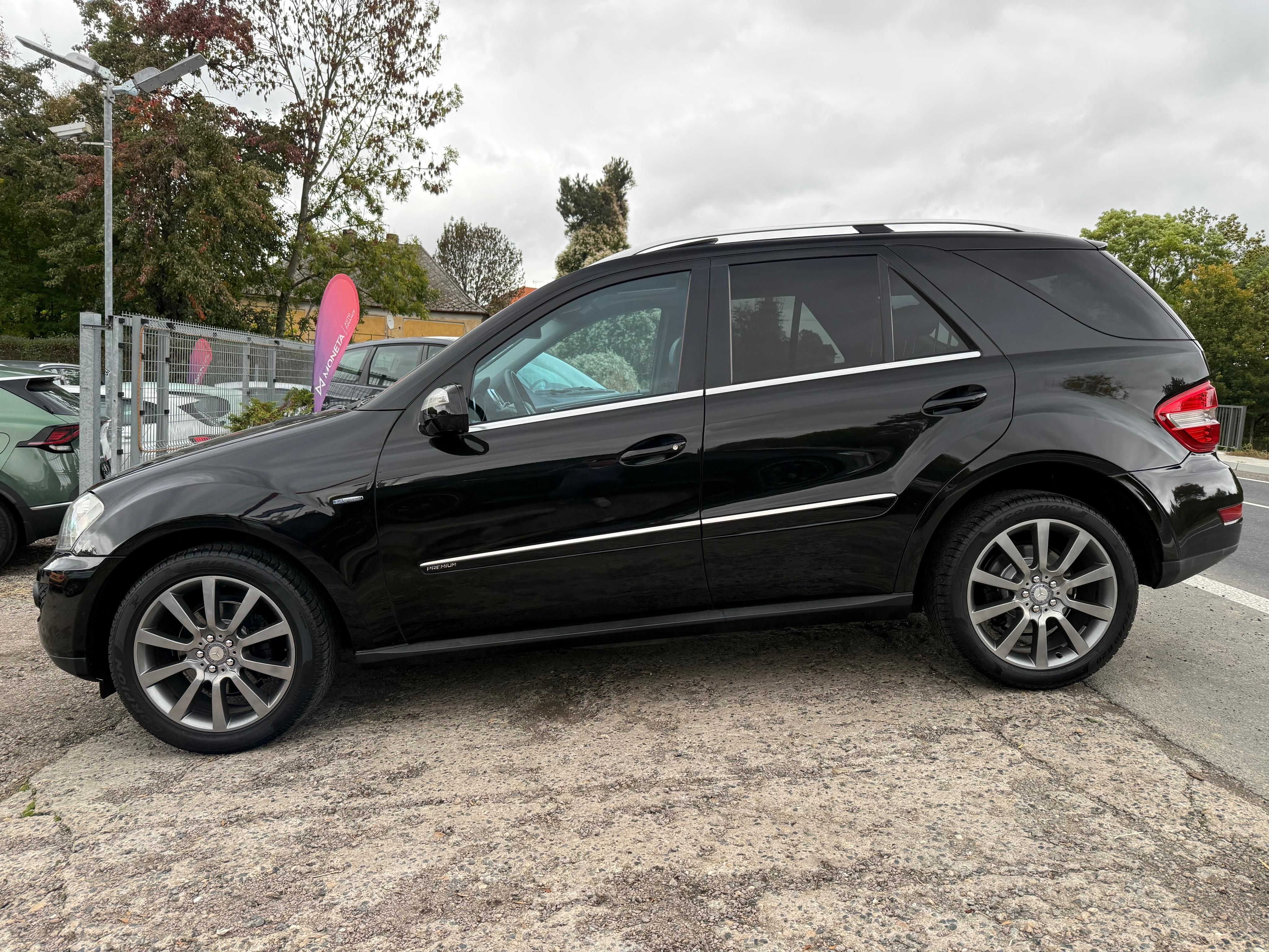 Mercedes-Benz ML, 350CDI 4Matic Premium - fotka 3