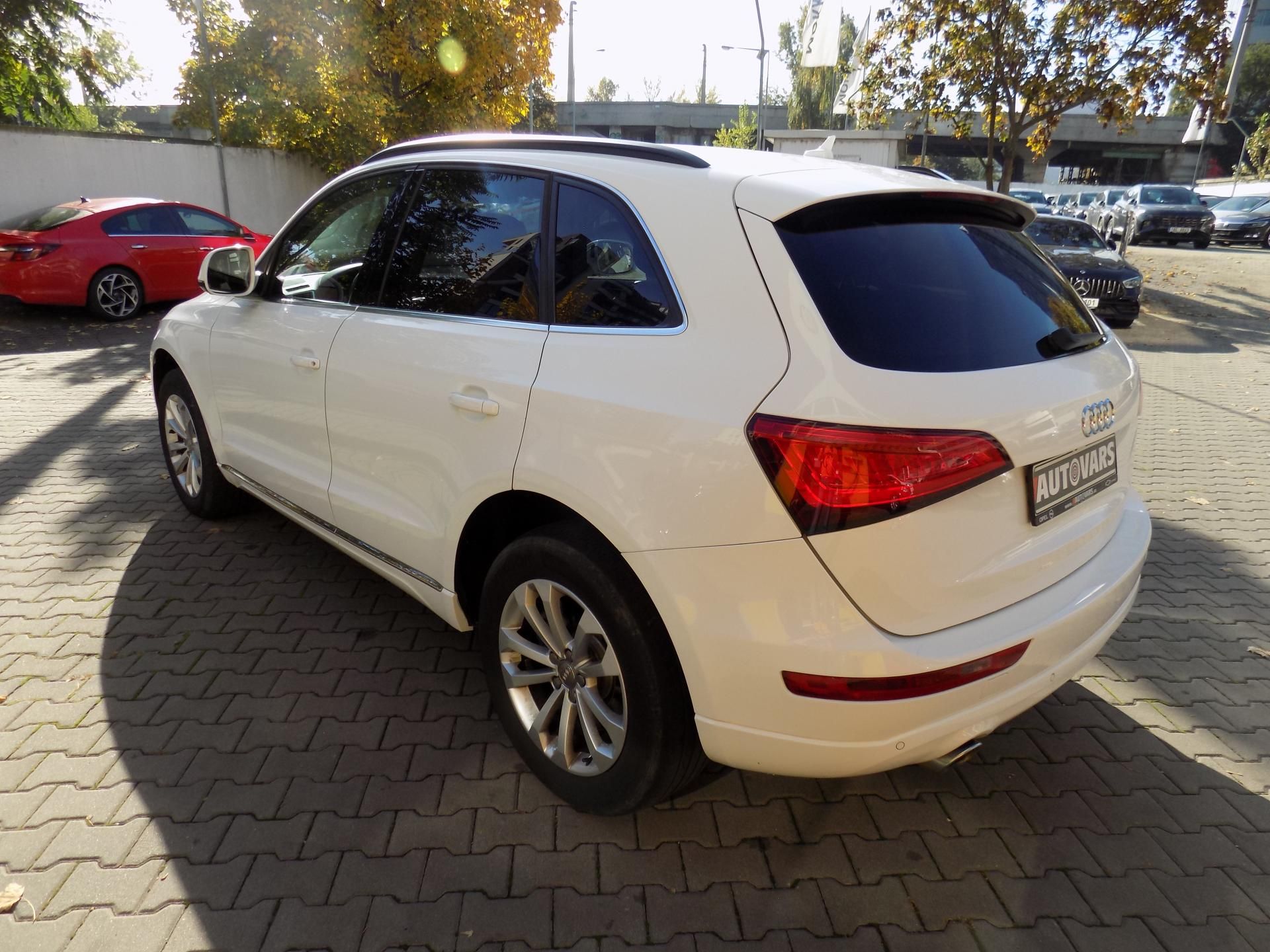 Audi Q5, 3.0 TDi 4X4 WEBASTO - fotka 5