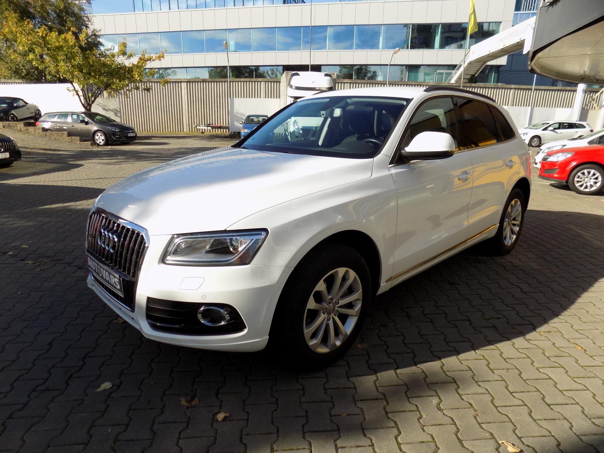 Audi Q5, 3.0 TDi 4X4 WEBASTO - fotka 3