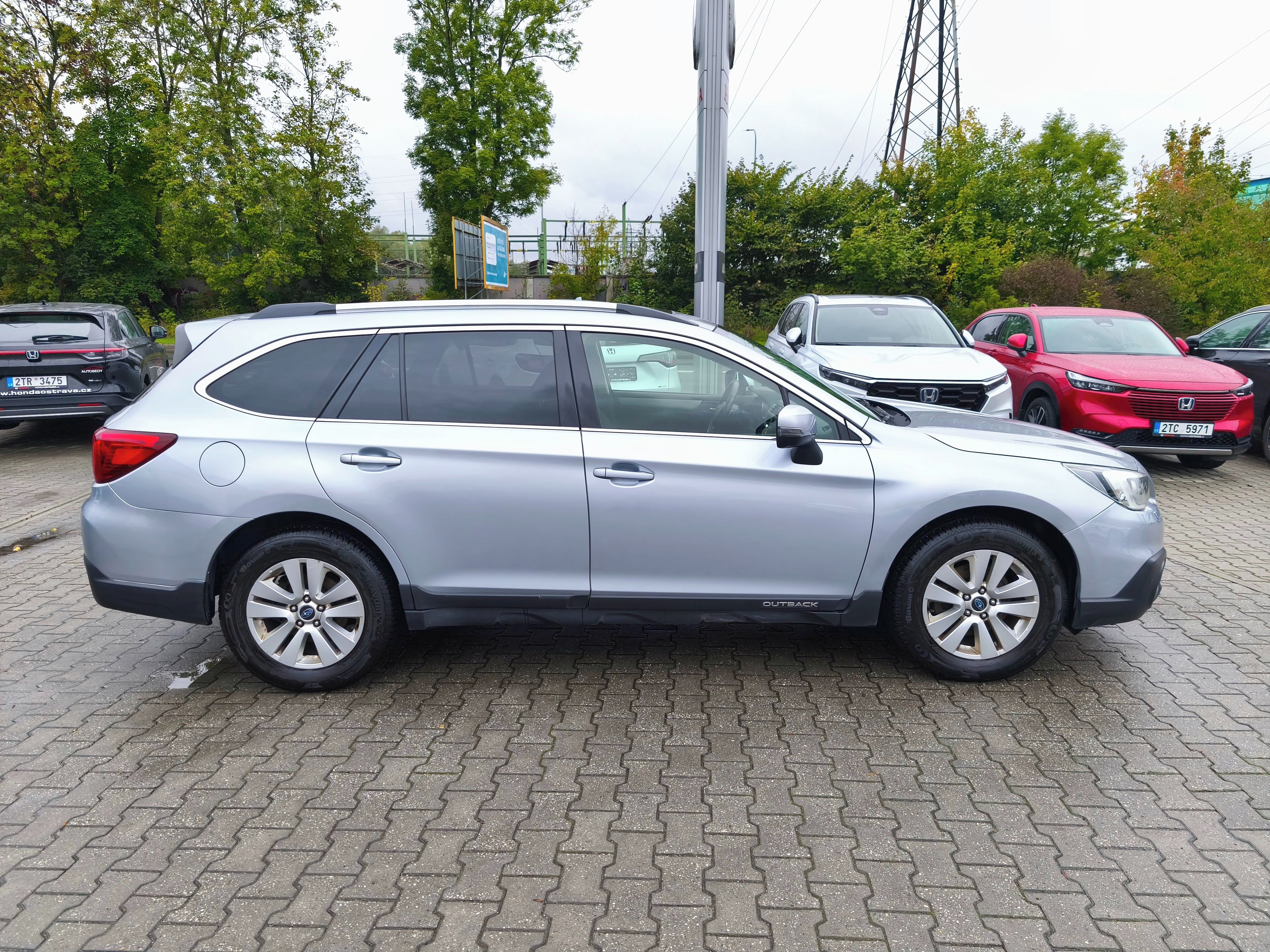 Subaru Outback, 2.5i 129kW ES, CVT, 4x4 - fotka 2