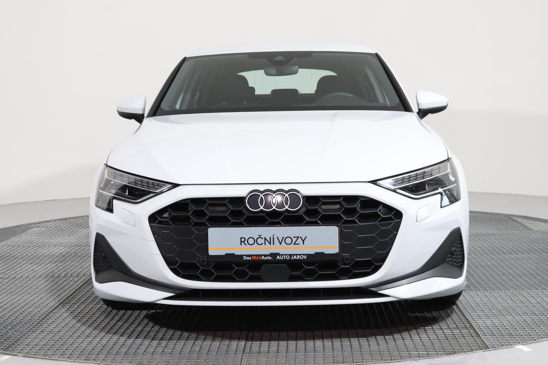 Audi A3, Sportback 35 TFSI Stronic - fotka 4