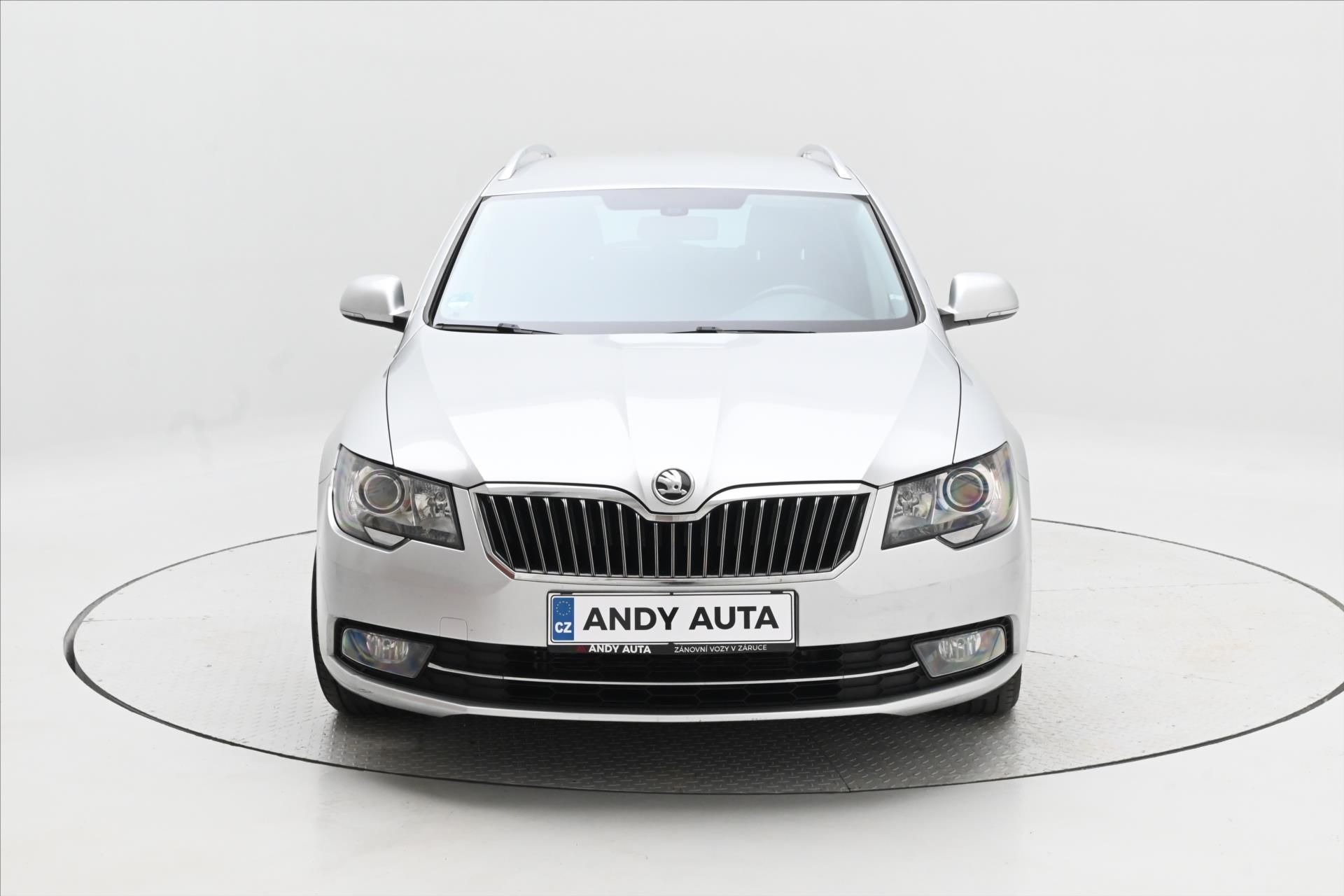 Škoda Superb, 2,0 TDI 103 kW Ambition Servis - fotka 2