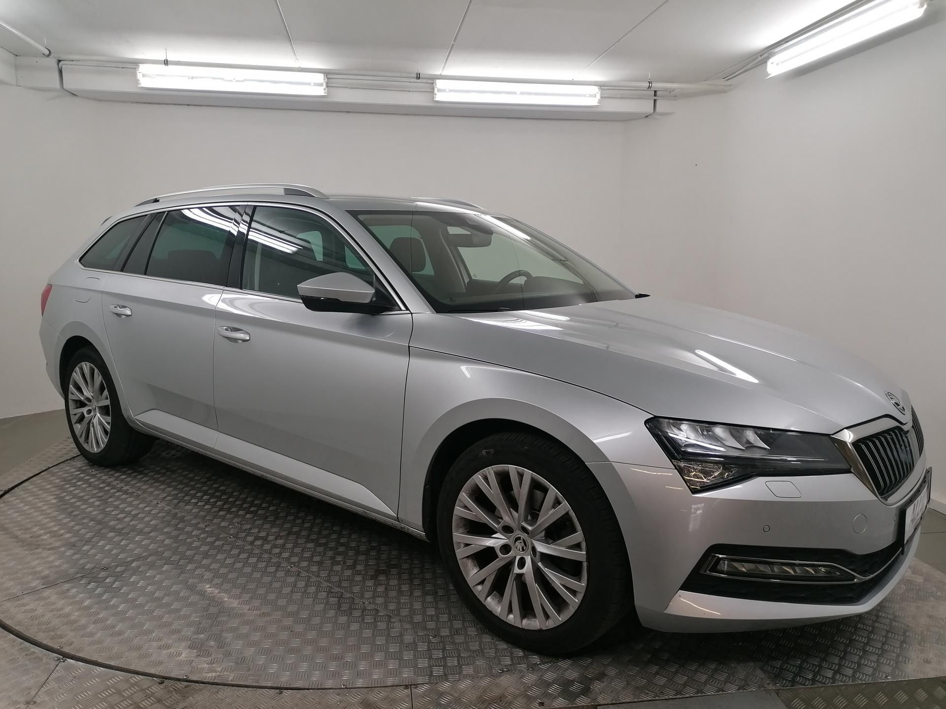Škoda Superb, 2,0 TDI DSG 4x4 STYLE,1.MAJ.ČR - fotka 6