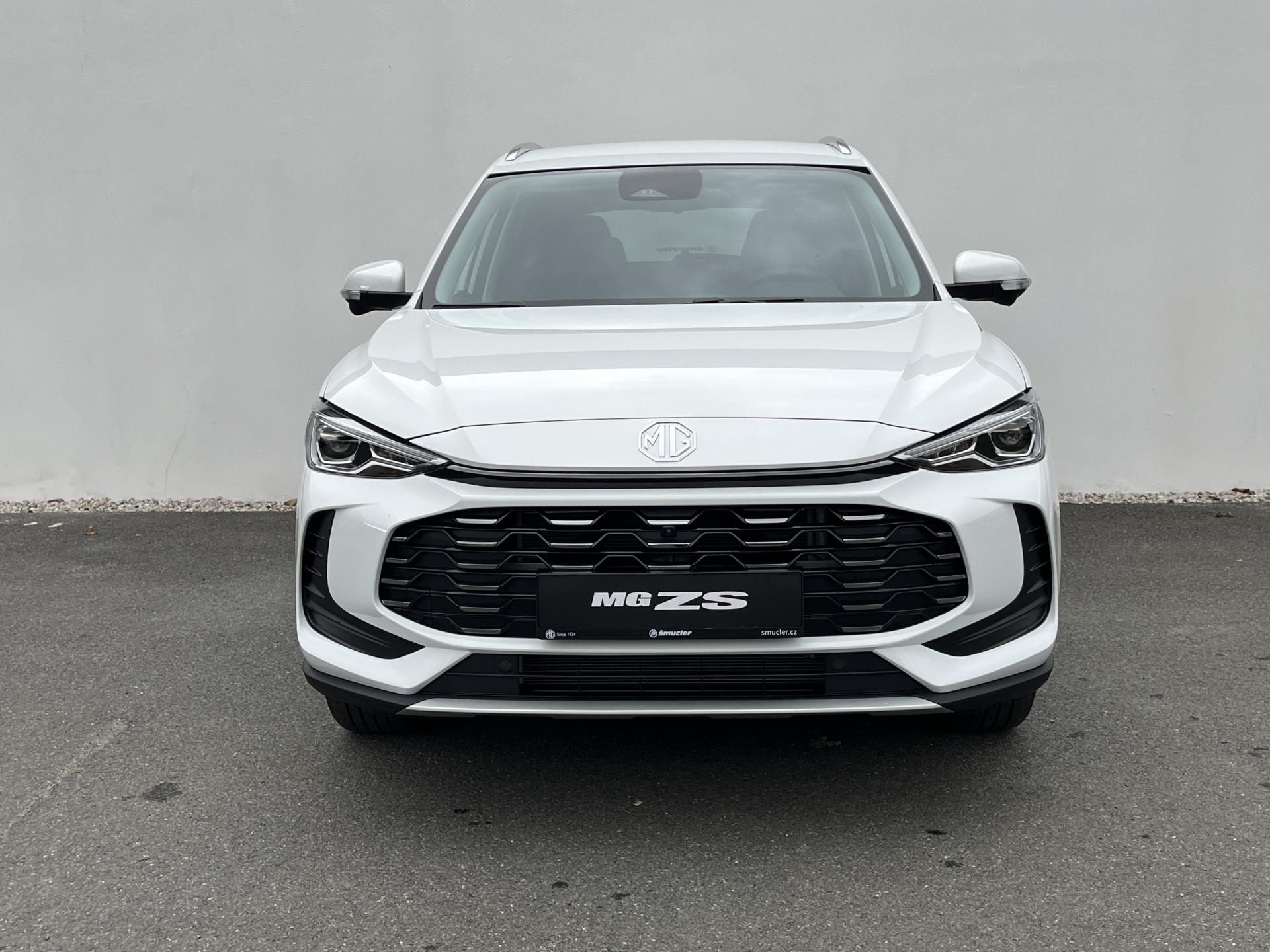 MG ZS, 1.5 Hybrid / 145 kW EXCLUSIVE - fotka 2