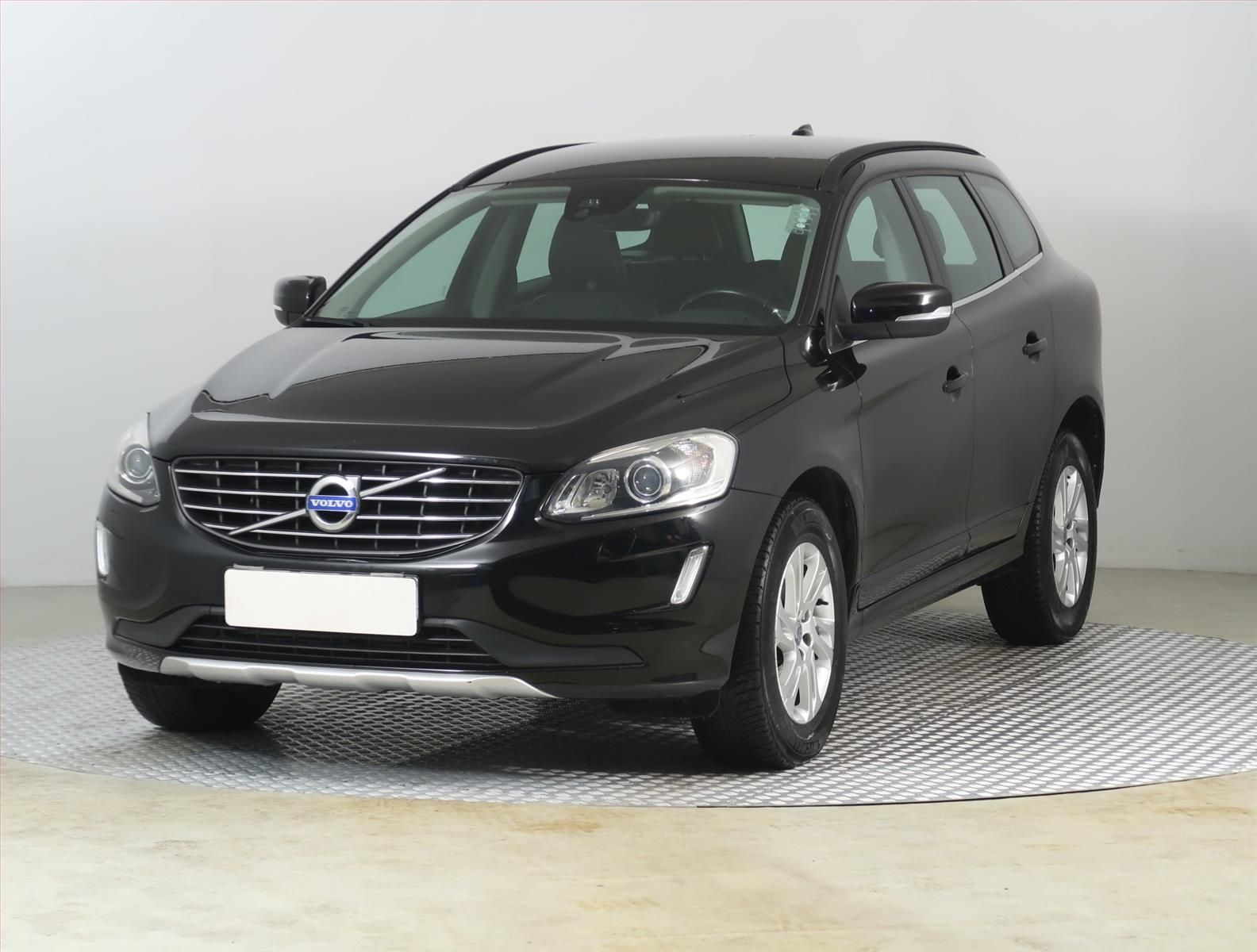 Volvo XC60, D4, Automat, Serv.kniha, Kůže - fotka 2
