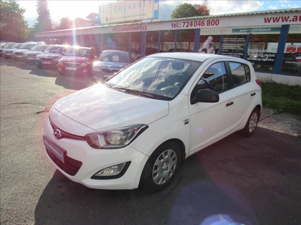Hyundai i20, 1,2 i20 62KW 1.majitel