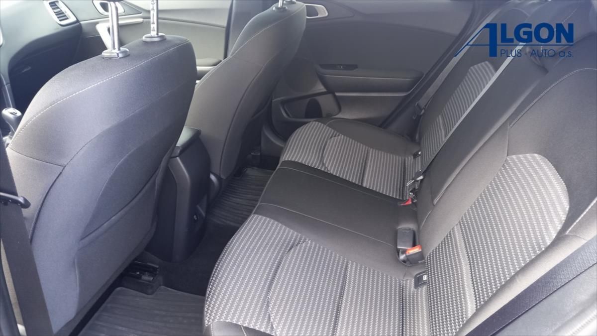 Kia Cee´d, SW TOP 1,5 Turbo 103kW - fotka 6