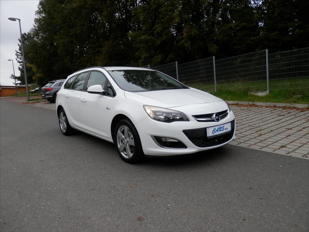 Opel Astra, 1,6 CDTi, 81 Kw, Dual klima, N - fotka 5