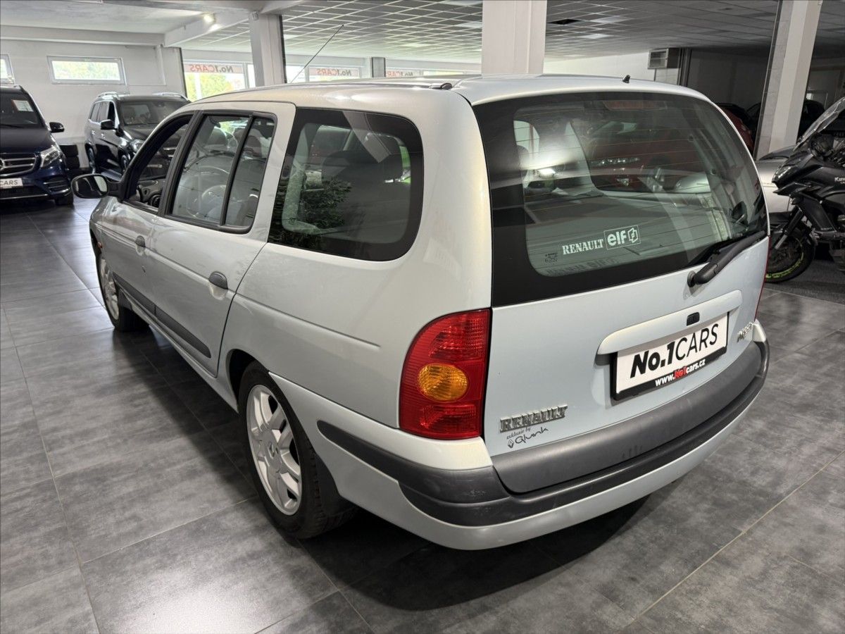 Renault Mégane, 1,4   i KLIMA ALU PO ROZVODECH - fotka 4