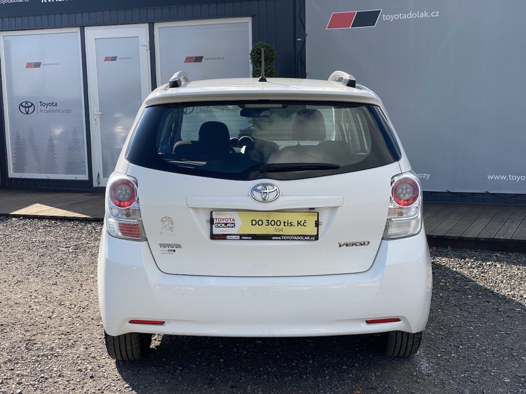 Toyota Verso, 2.0D-4D, ČR-2m, Tempomat - fotka 5