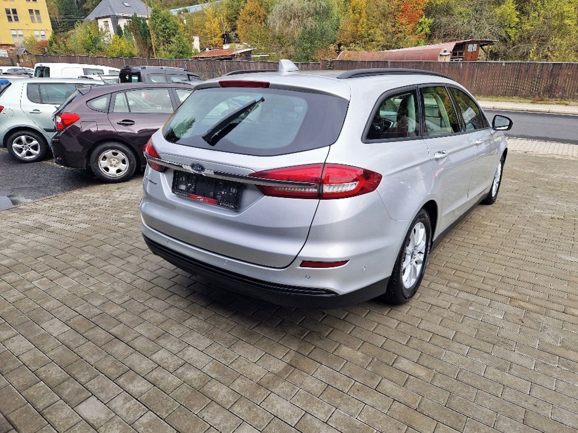 Ford Mondeo, 2.0 TDCi (110 kW), tažné - fotka 4