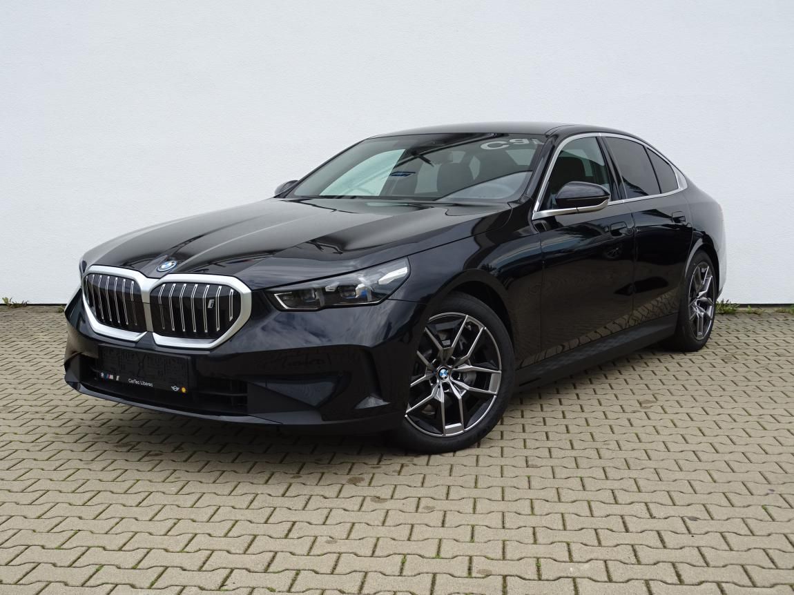 BMW i5, xDrive 40