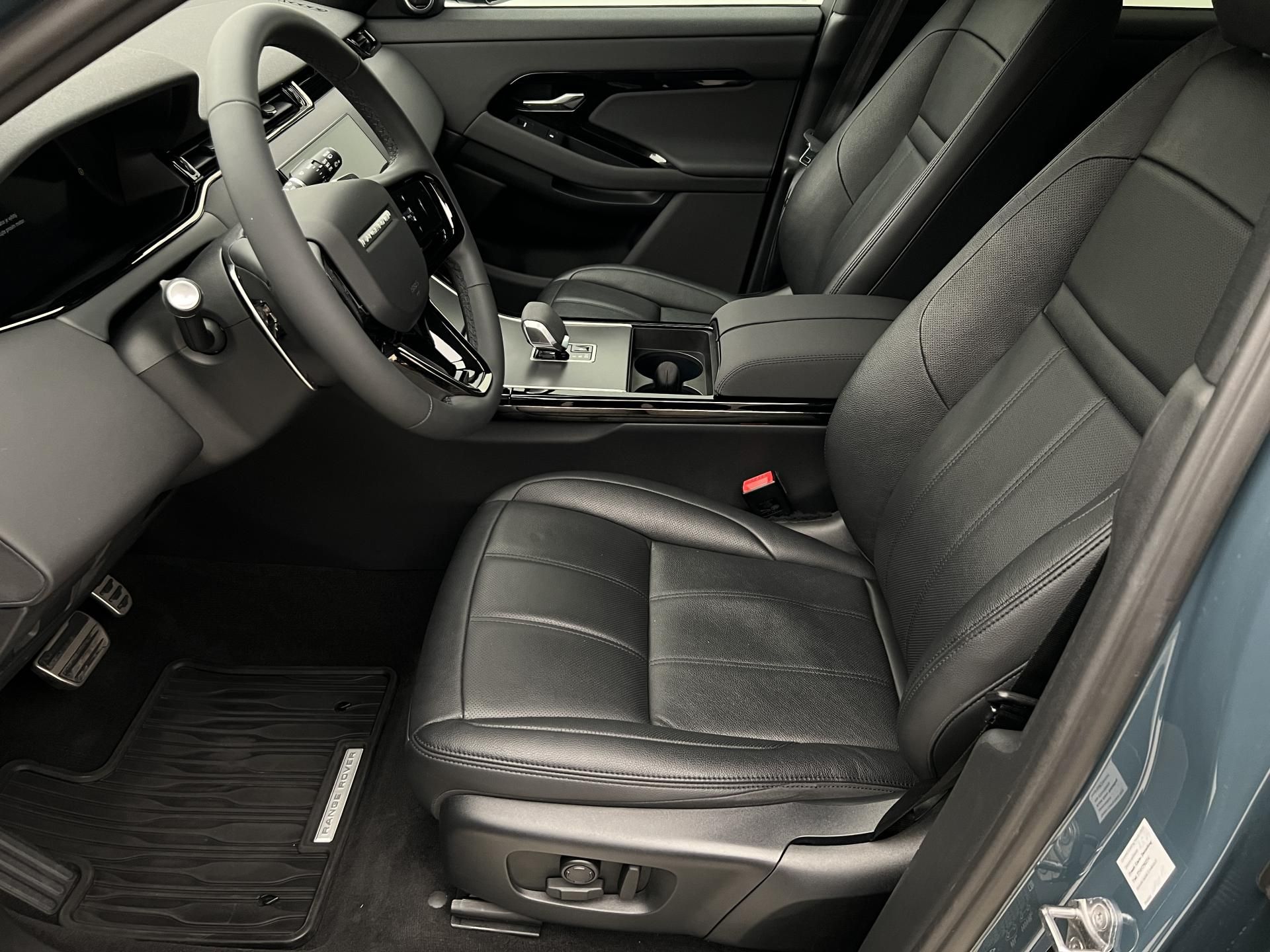 Land Rover Range Rover Evoque, D200 DYNAMIC SE AWD AUT CZ - fotka 3